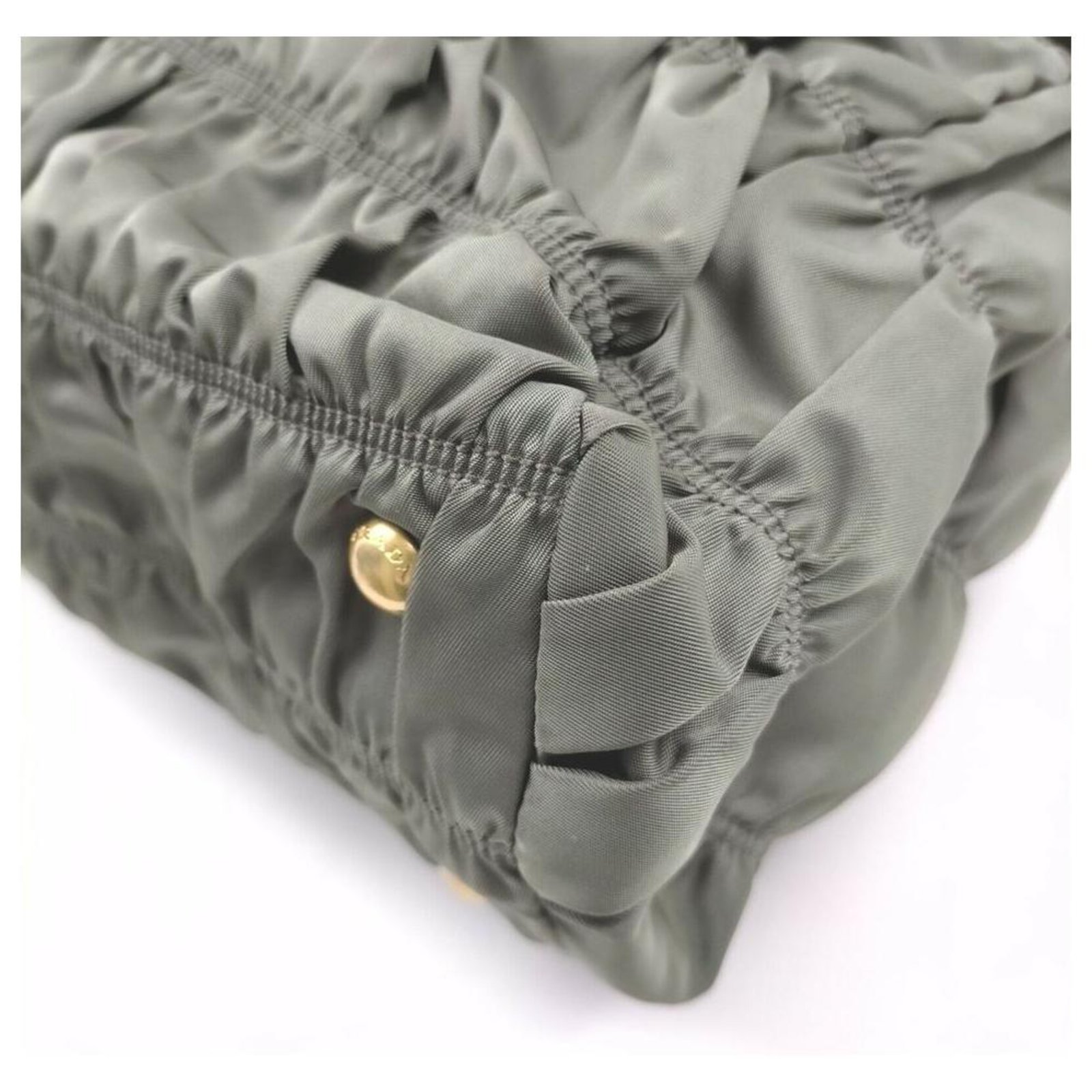 Prada Green Cinched Ruffle 2Way Tote Bag Leather Metal ref.298324 - Joli  Closet