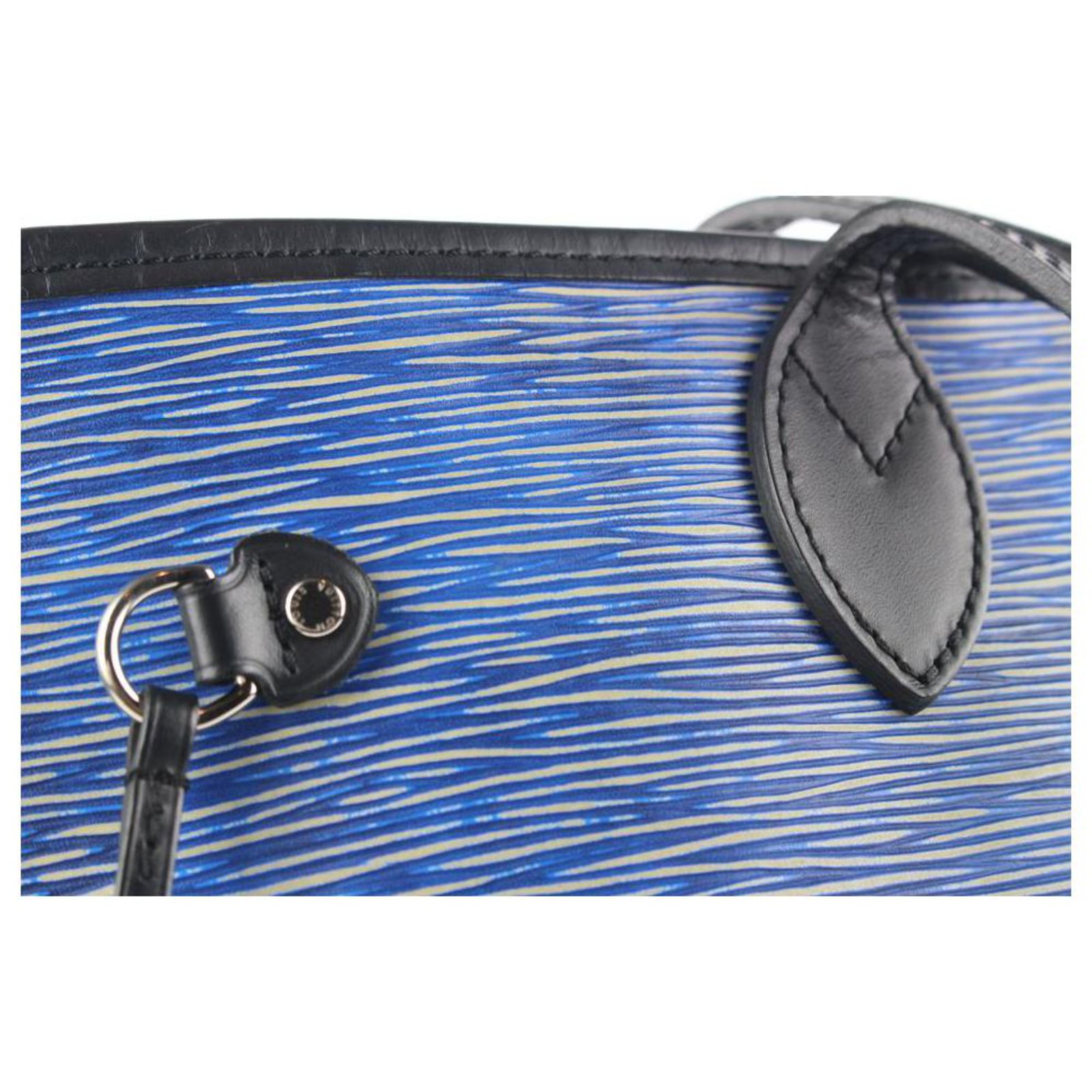 Louis Vuitton Blue Denim Epi Neverfull MM Tote bag Leather ref.298342 -  Joli Closet
