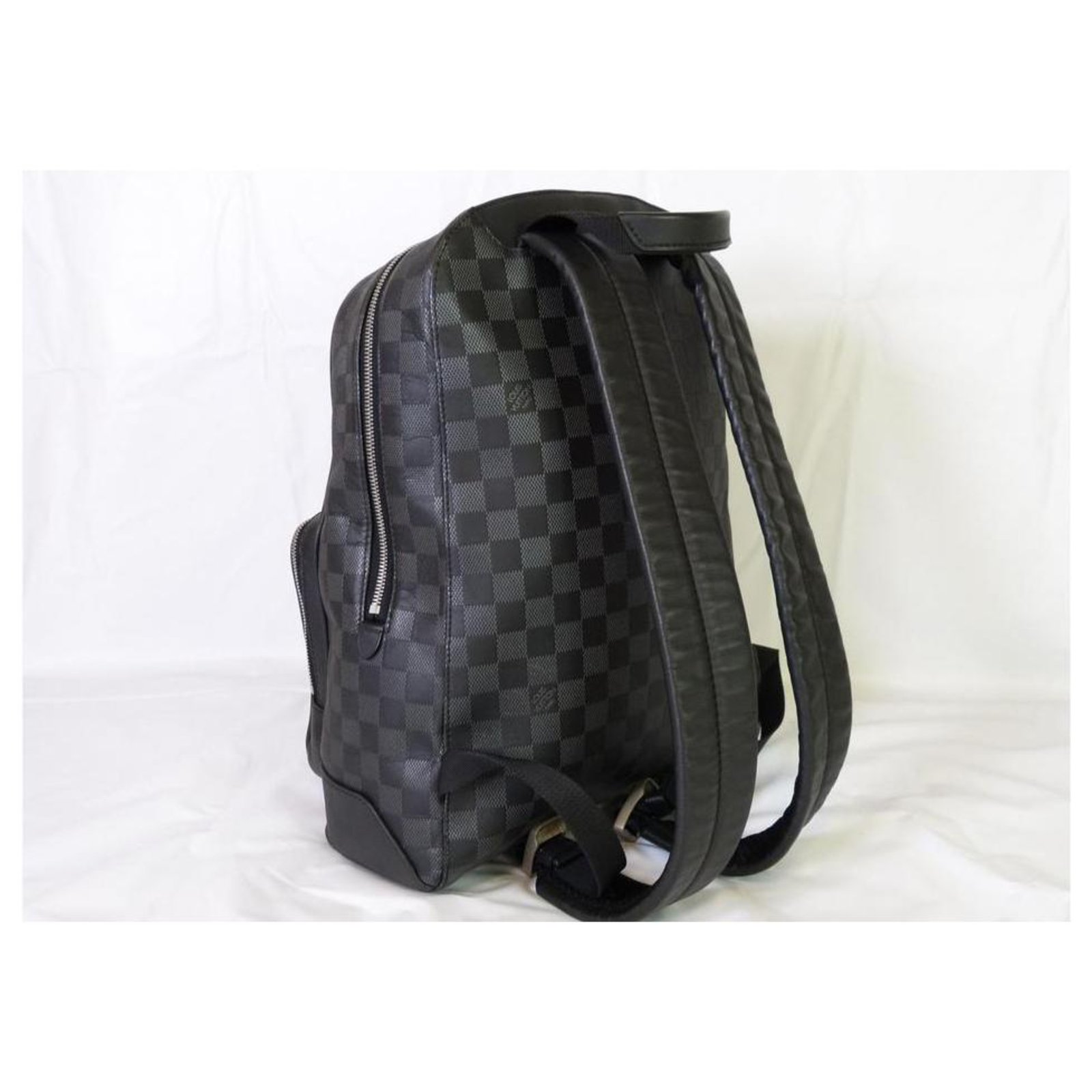 Louis Vuitton Black Damier Infini Leather Campus Backpack ref.298347 - Joli  Closet