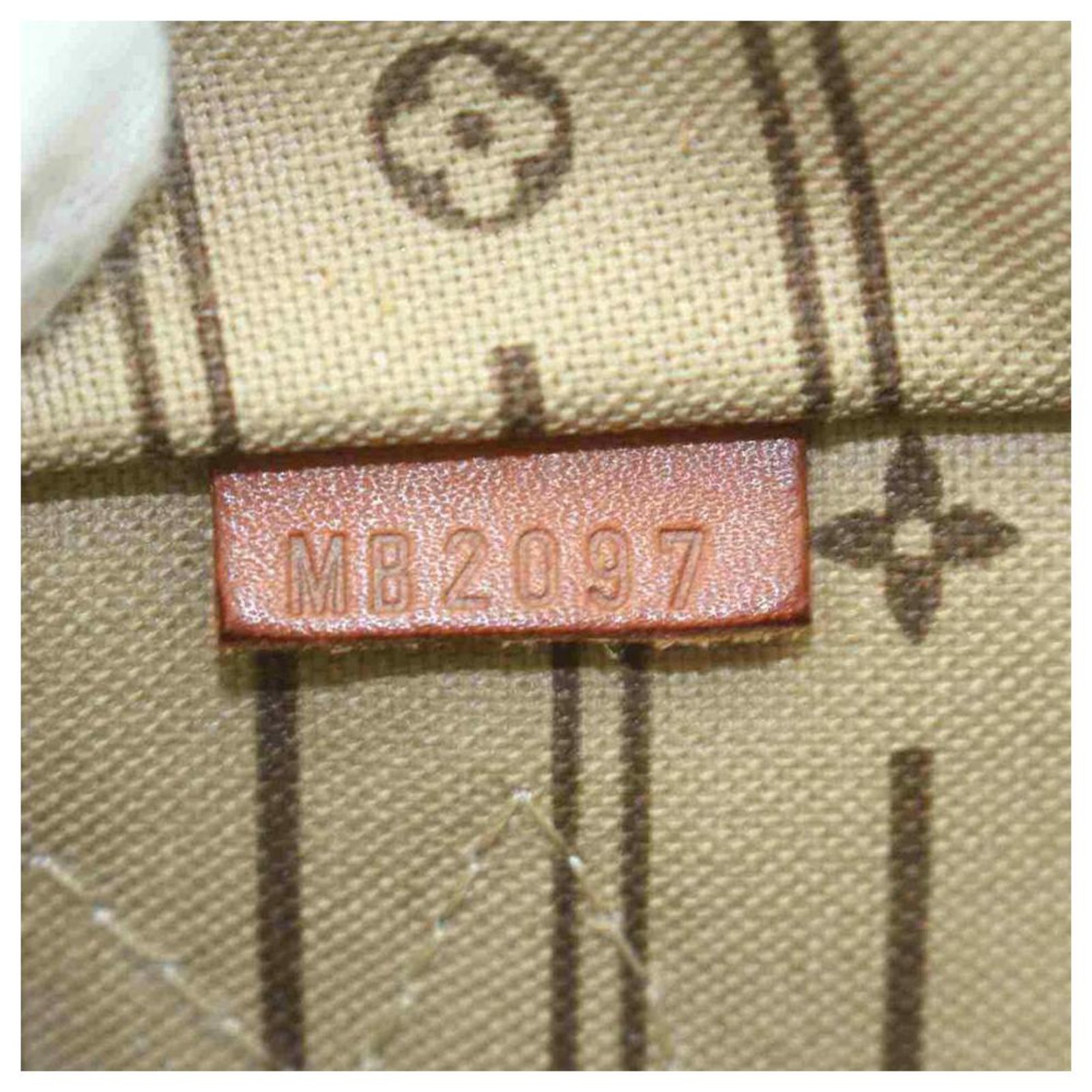 Louis Vuitton Small Monogram Neverfull PM Tote Bag Leather ref.593426 -  Joli Closet