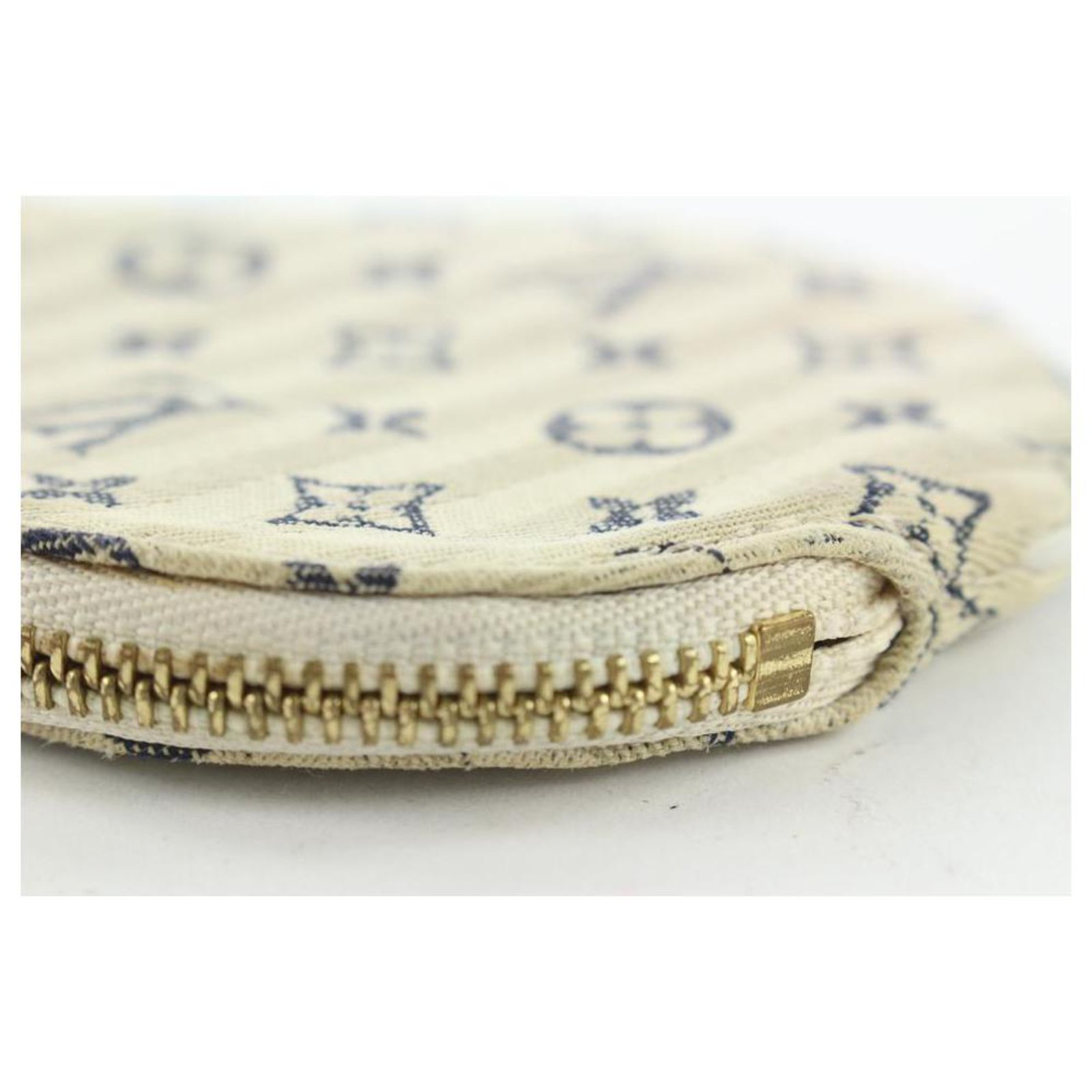 Louis Vuitton Rare Beige x Grey Mini Lin Croisette Round Coin Purse Leather  ref.298526 - Joli Closet