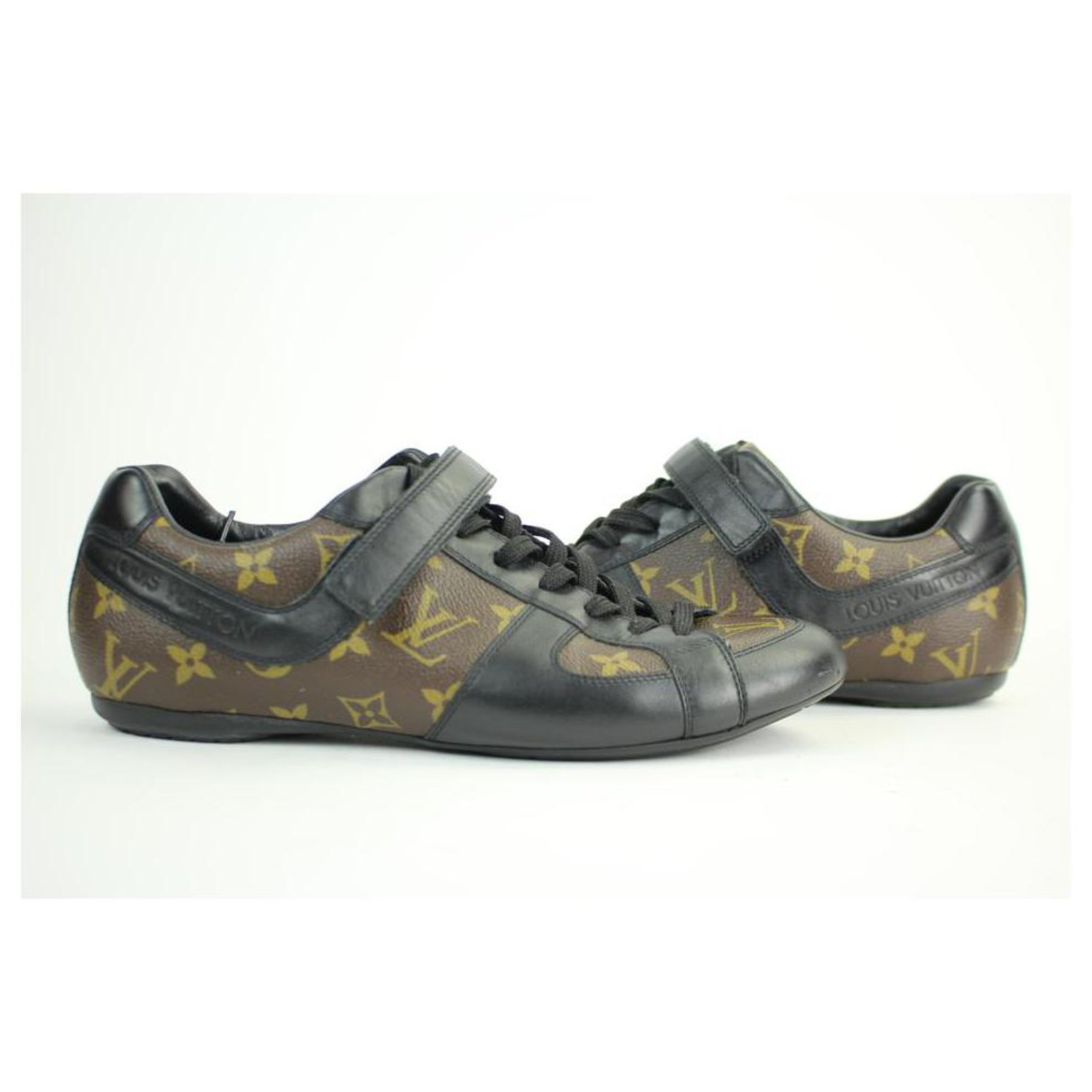 Louis Vuitton Globe Trotter Sneakers