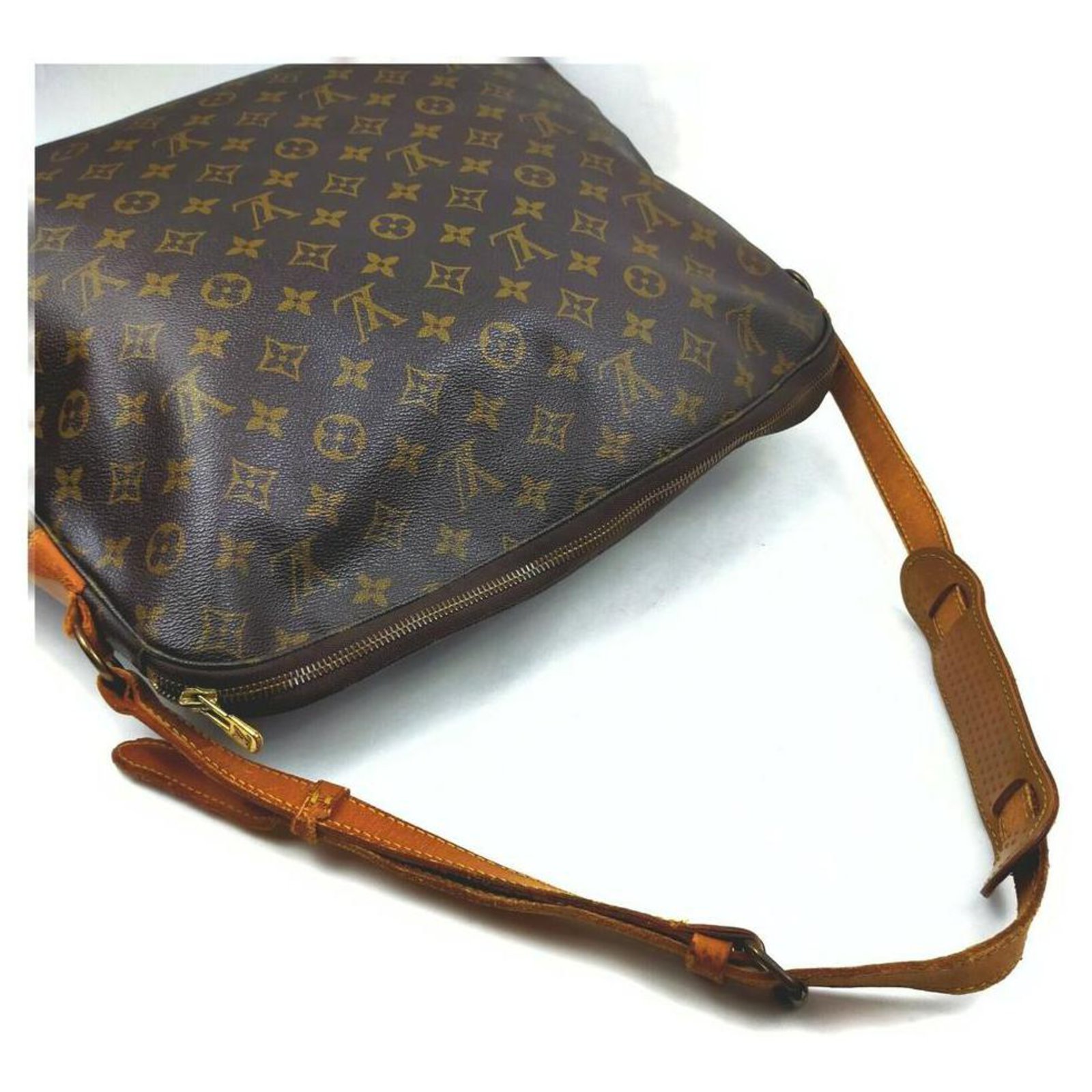 Louis Vuitton Extra Large Monogram Sac Balade Zip Hobo Bag Leather  ref.298940 - Joli Closet