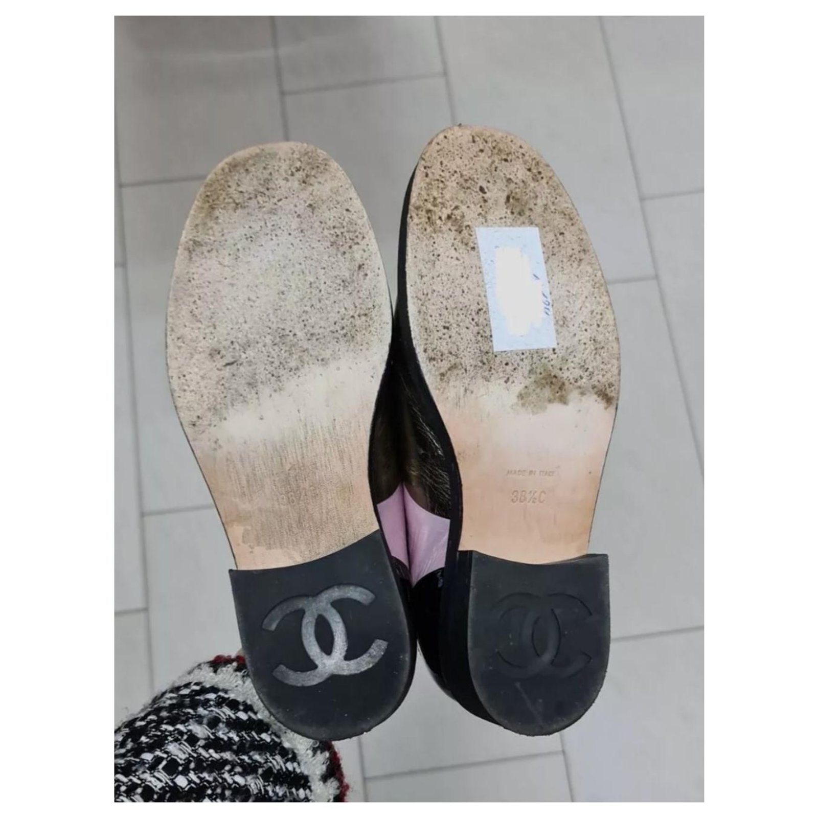 Chanel Black Pink Patent Leather CC Logo Oxford Lace Up