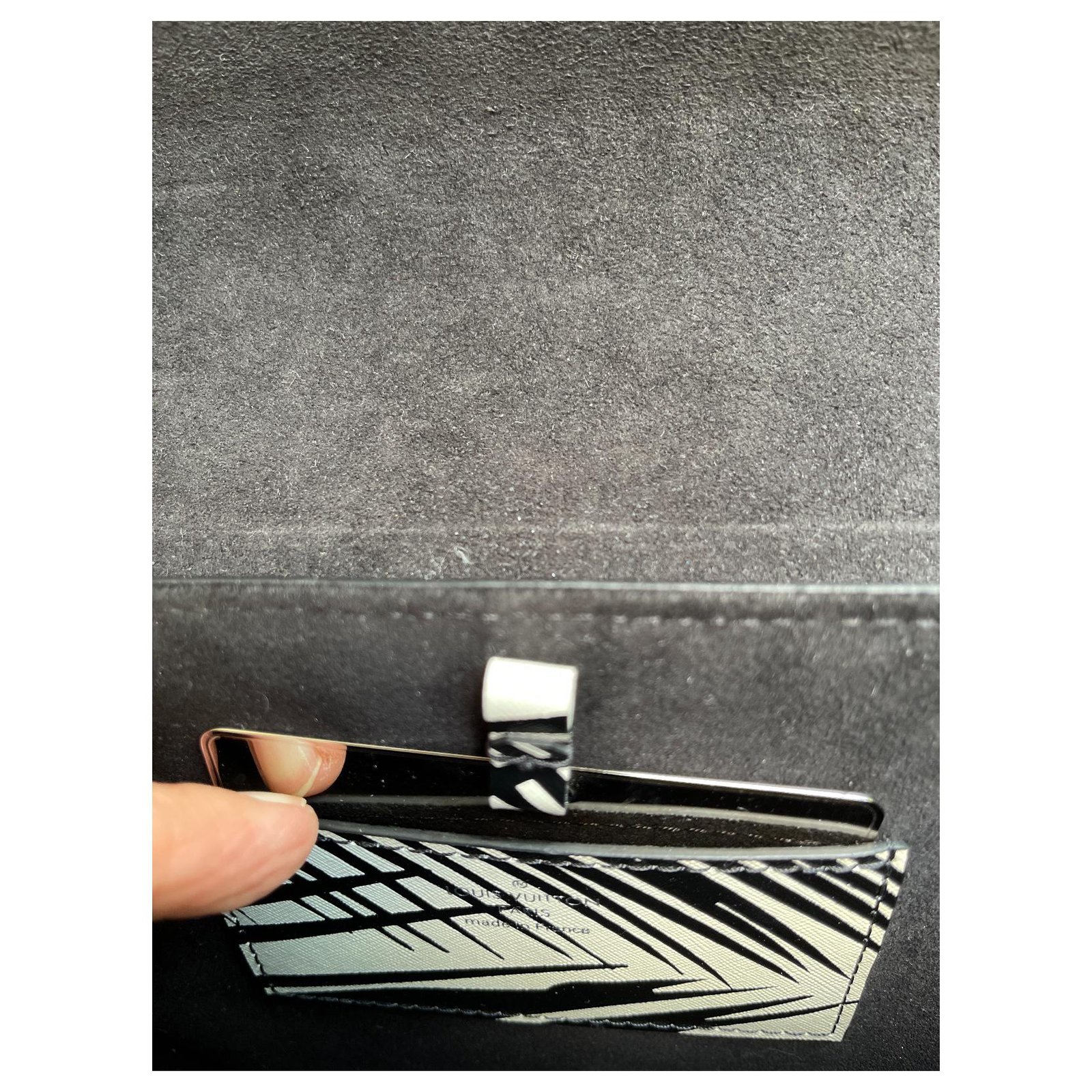 Louis Vuitton Twist MM Leather ref.299606 - Joli Closet