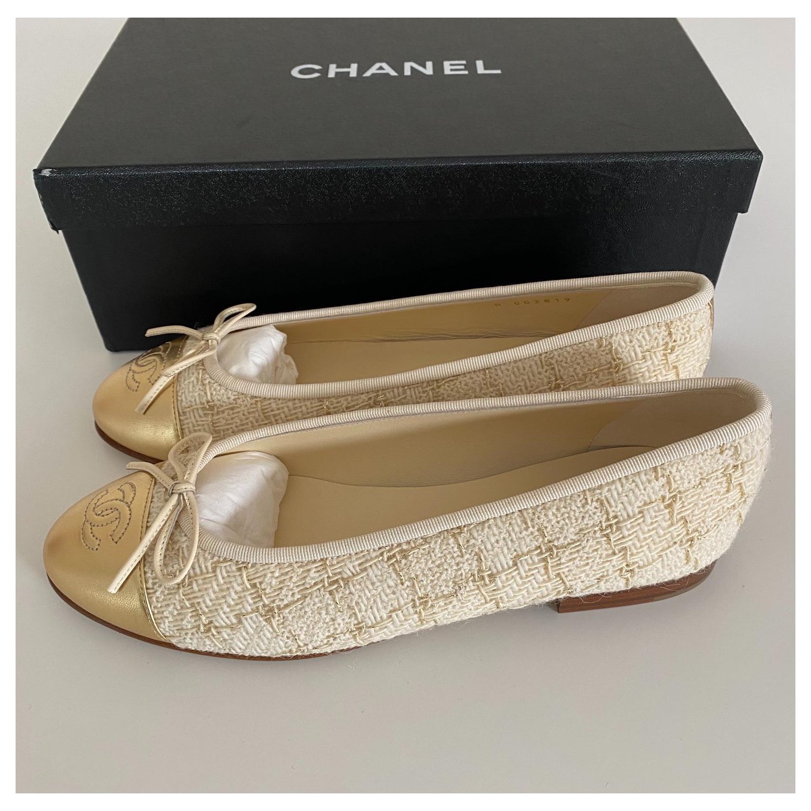 Chanel ballet flats Multiple colors Beige Leather Tweed ref.299689 - Joli  Closet