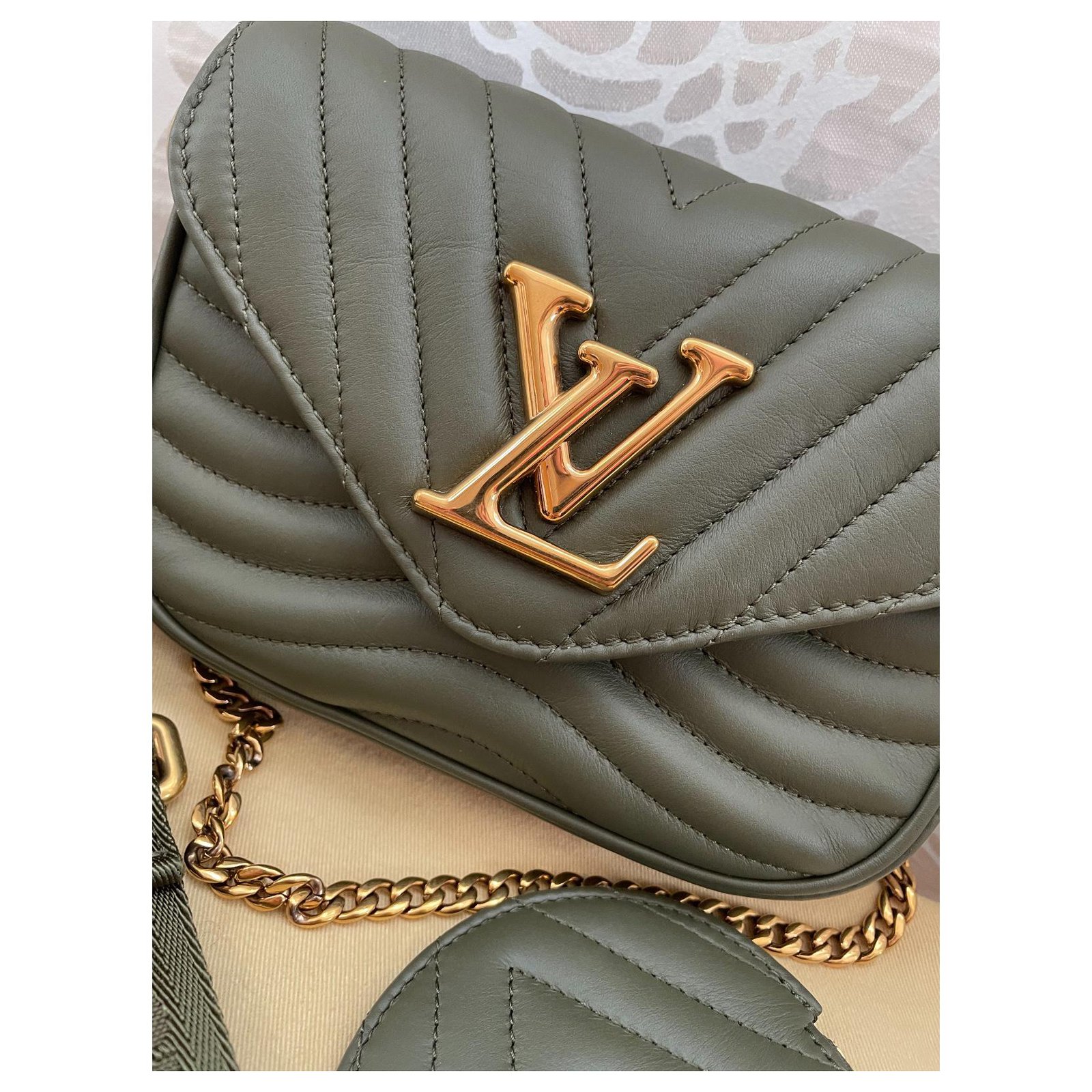 Louis Vuitton LV New Wave multipochette Grey Leather ref.307163
