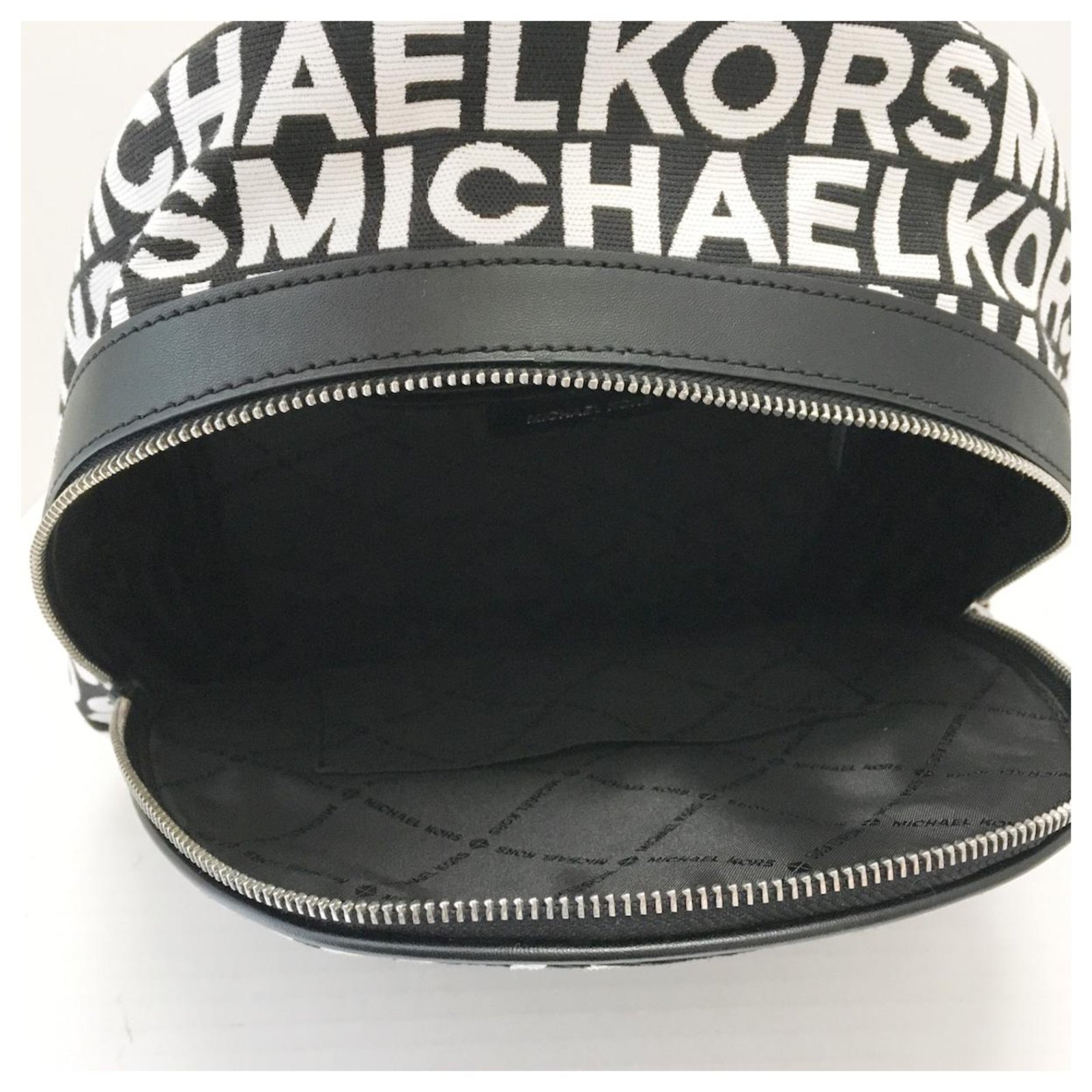 Michael Kors Backpack Cloth ref.303843 - Joli Closet
