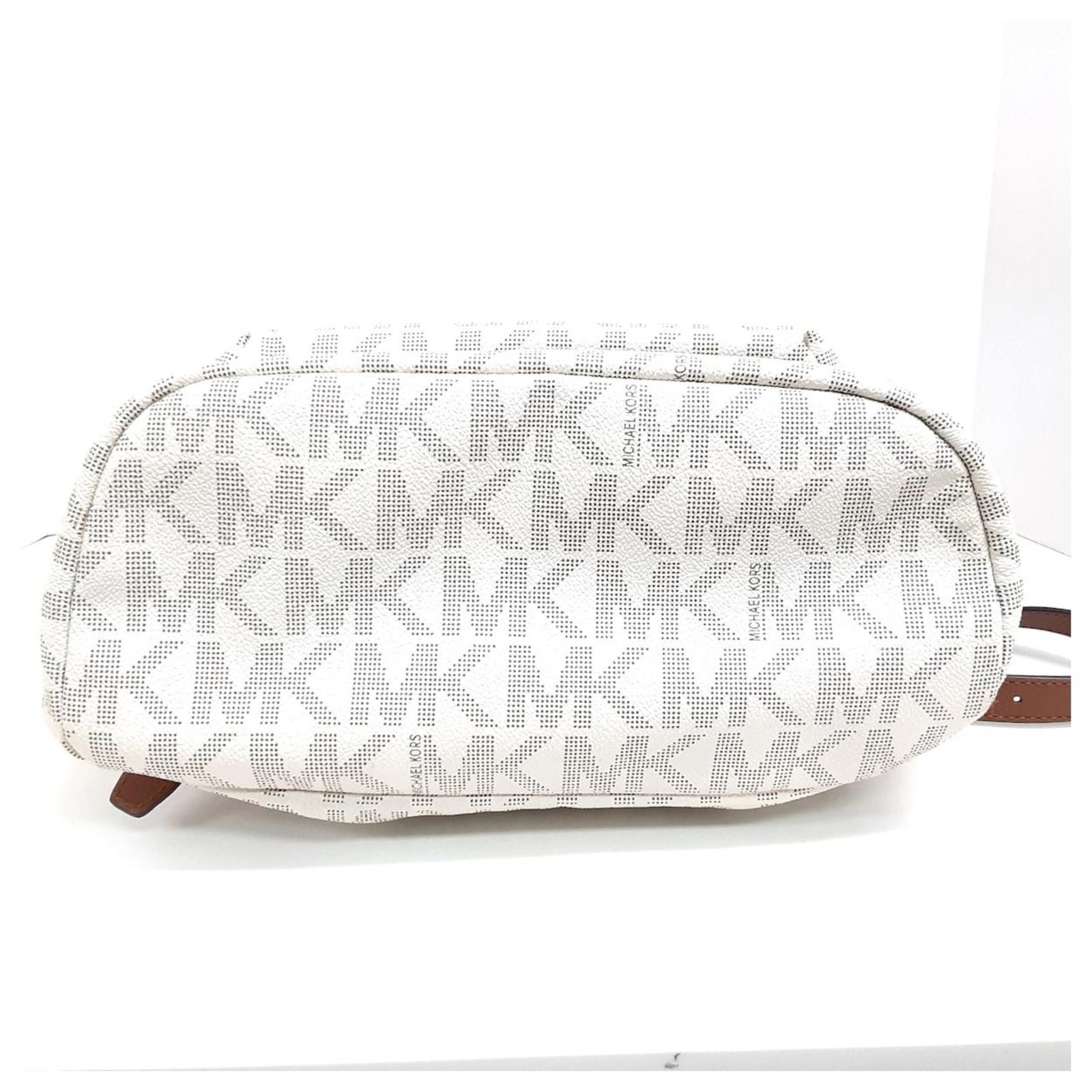 Michael Kors Shoulder bag White Cloth ref.497442 - Joli Closet