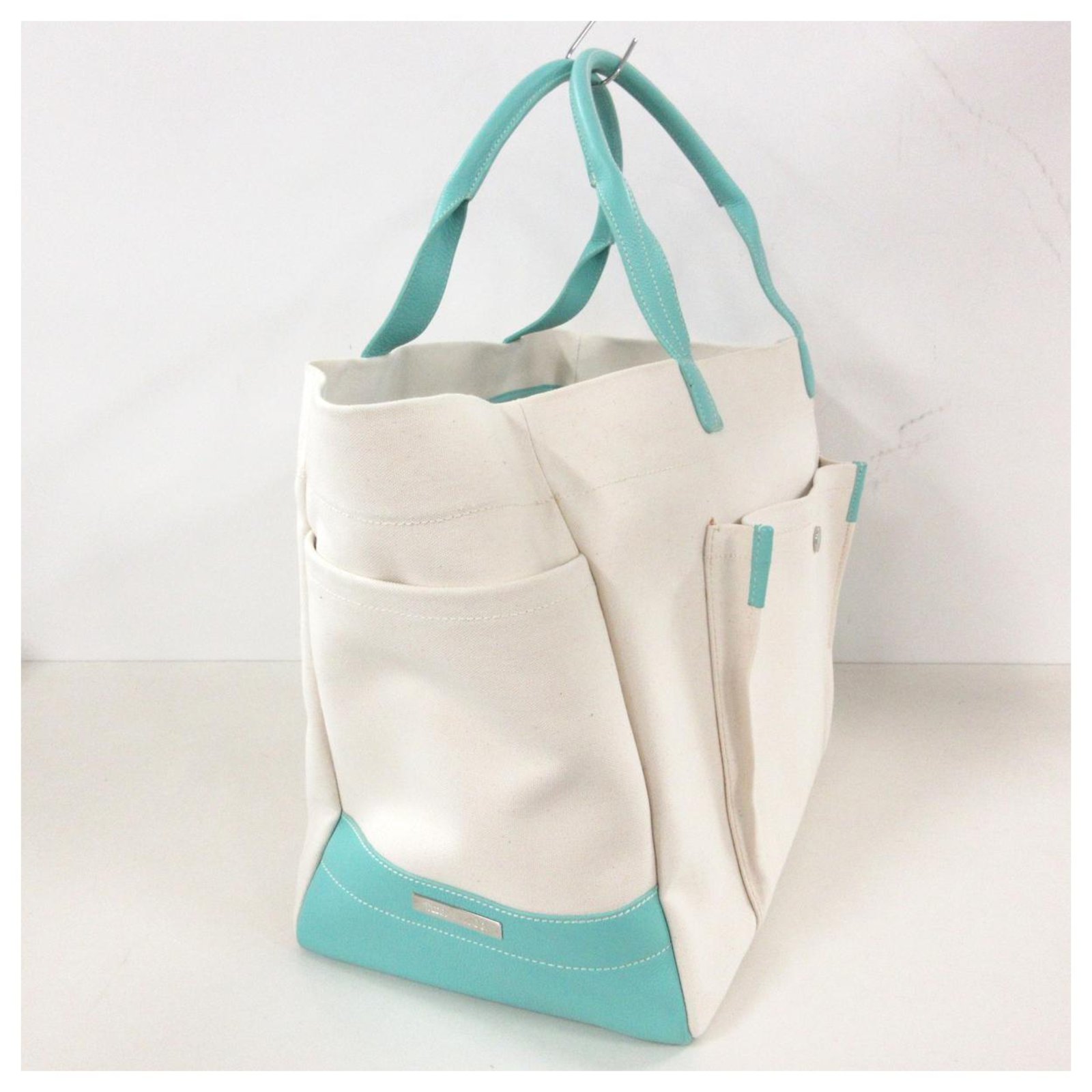 TIFFANY & CO. Tote bag White Cloth ref.305304 - Joli Closet