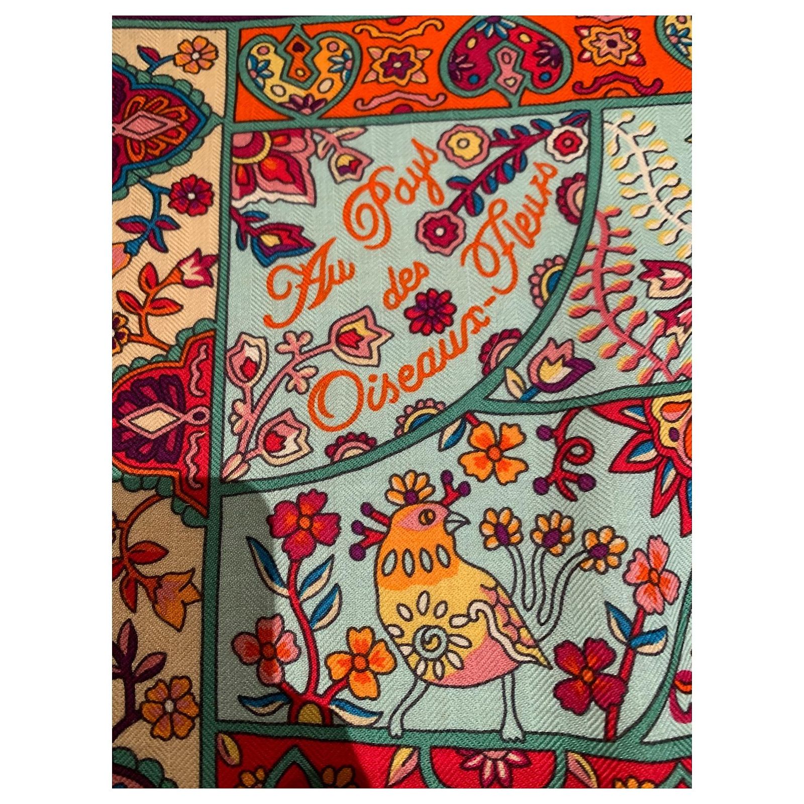 ch-le-herm-s-au-pays-des-oiseaux-fleurs-cachemire-multicolore-ref
