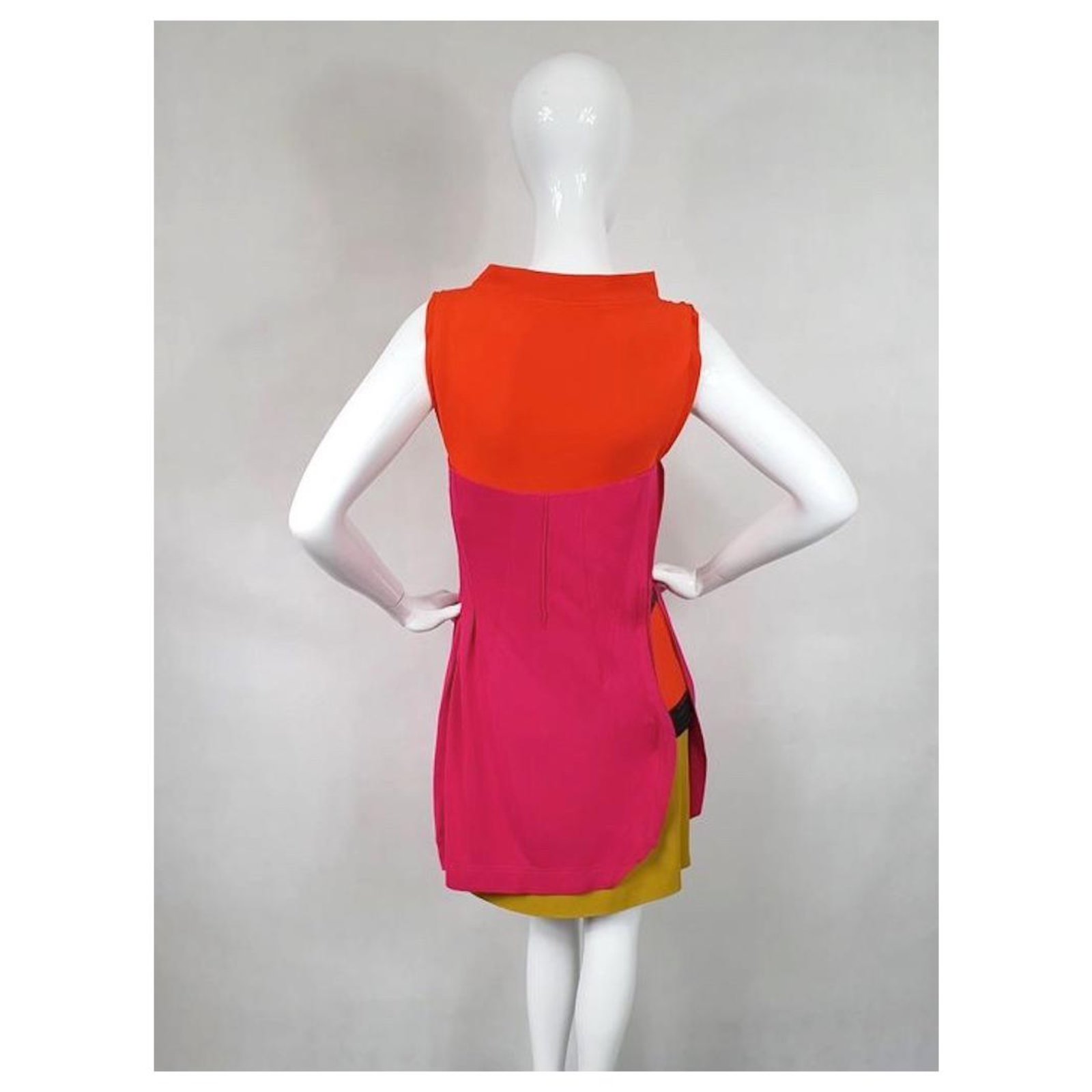 Louis Vuitton Dresses Multiple colors Wool Viscose ref.570502