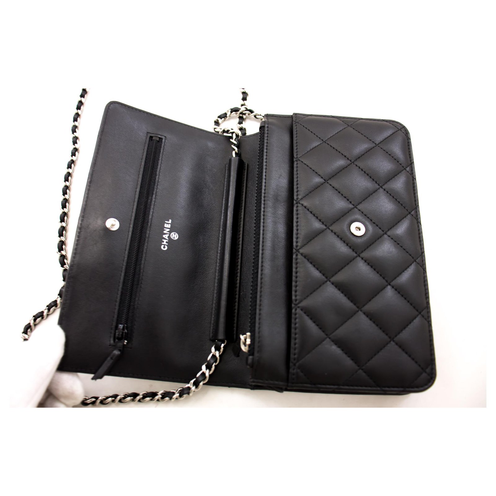 CHANEL Black Wallet On Chain WOC Shoulder Bag Crossbody Lambskin Leather ref .310100 - Joli Closet