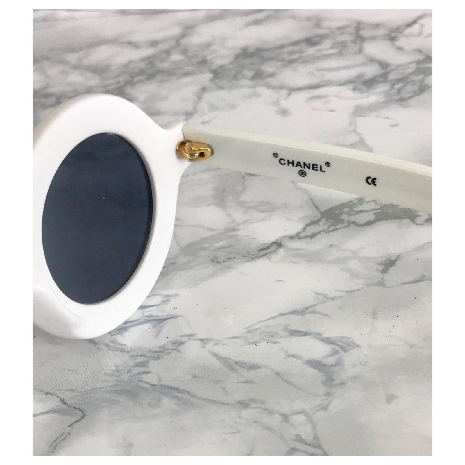 Chanel Sunglasses Off-White-Black