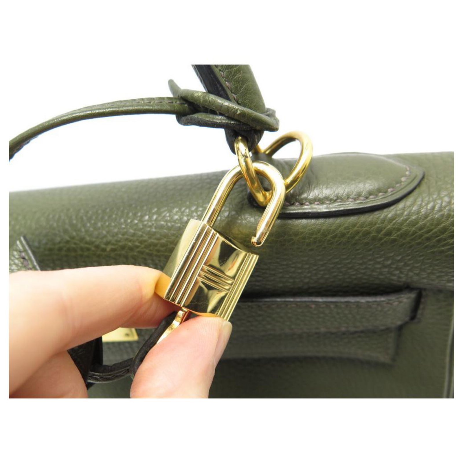 Hermès Kelly handbag 32 LEATHER RETURNS ARDENNES KHAKI 2000 PURSE STRAP  ref.311566 - Joli Closet