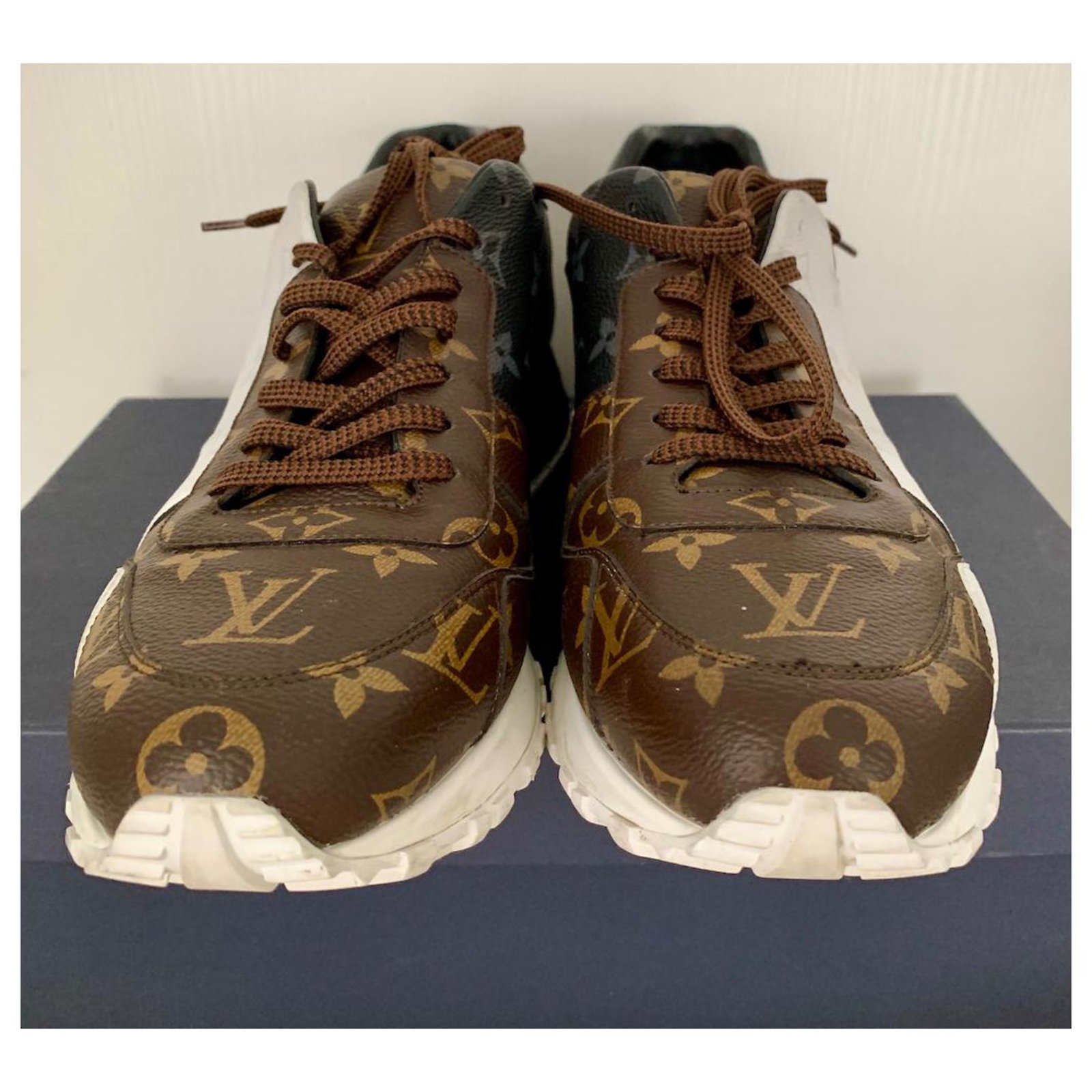 Louis Vuitton trainer Brown ref.315855 - Joli Closet