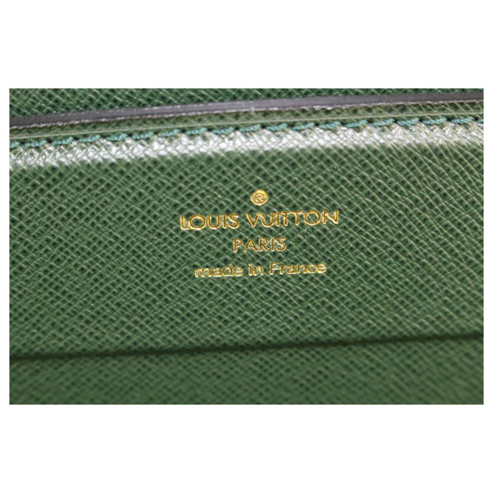 Louis Vuitton Green Taiga President Classeur Attach Hard Trunk Briefcase  1lv62