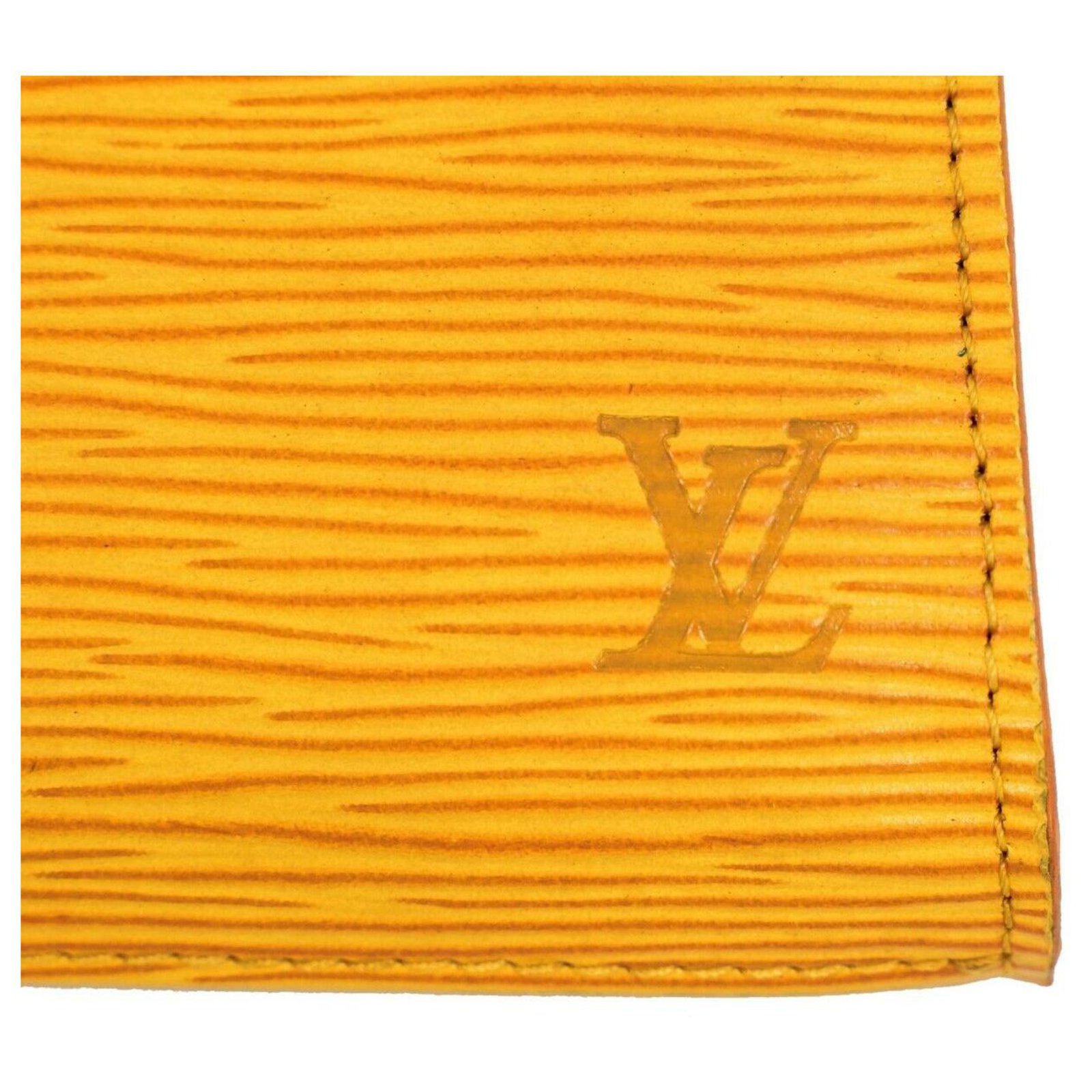 Louis Vuitton Art déco Yellow Leather ref.978692 - Joli Closet
