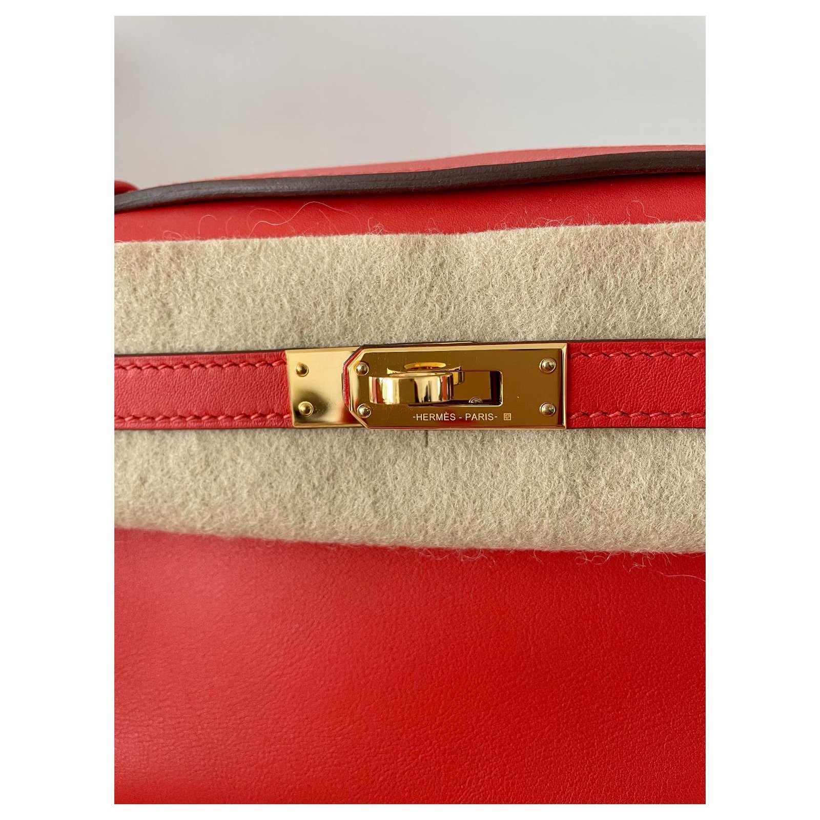 Hermès Kelly Mini Pochette Swift Coral Leather ref.318387 - Joli Closet