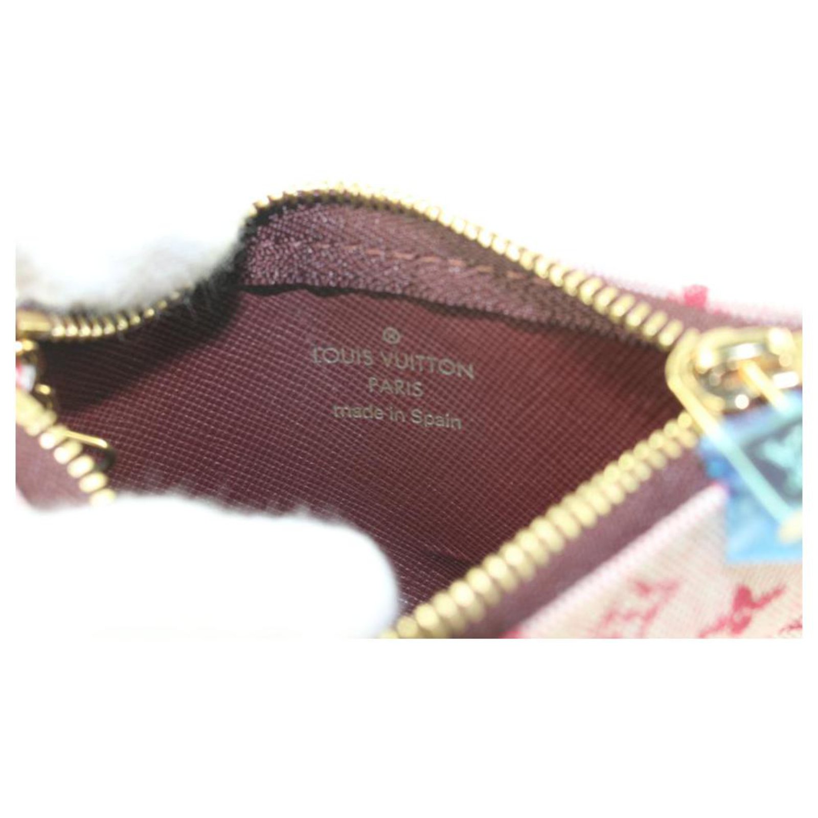 Louis Vuitton Burgundy Monogram Mini Lin Pochette Cles Key Pouch Keychain  Plastic ref.318946 - Joli Closet