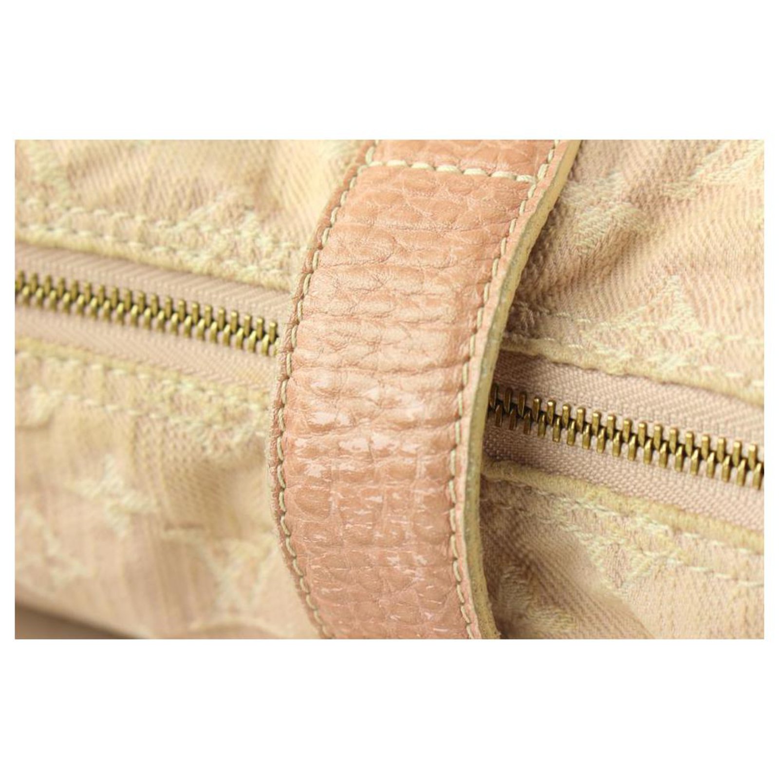 Louis Vuitton Pink Denim Monogram Slightly Messenger bag Leather ref.318986  - Joli Closet