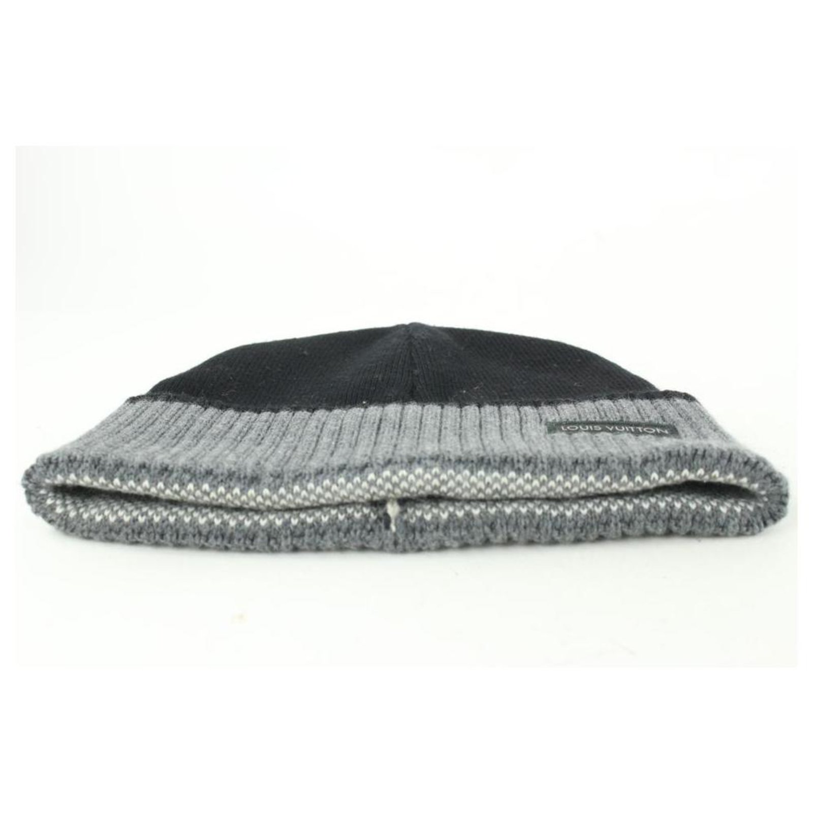 Louis Vuitton Black x Grey Beanie Ski Hat Skully Skull Cap ref.318994 -  Joli Closet