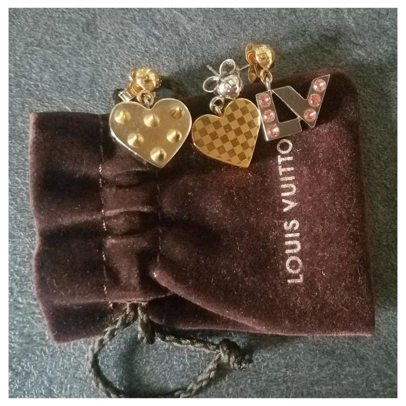 Louis Vuitton LV earrings ref.319094 - Joli Closet