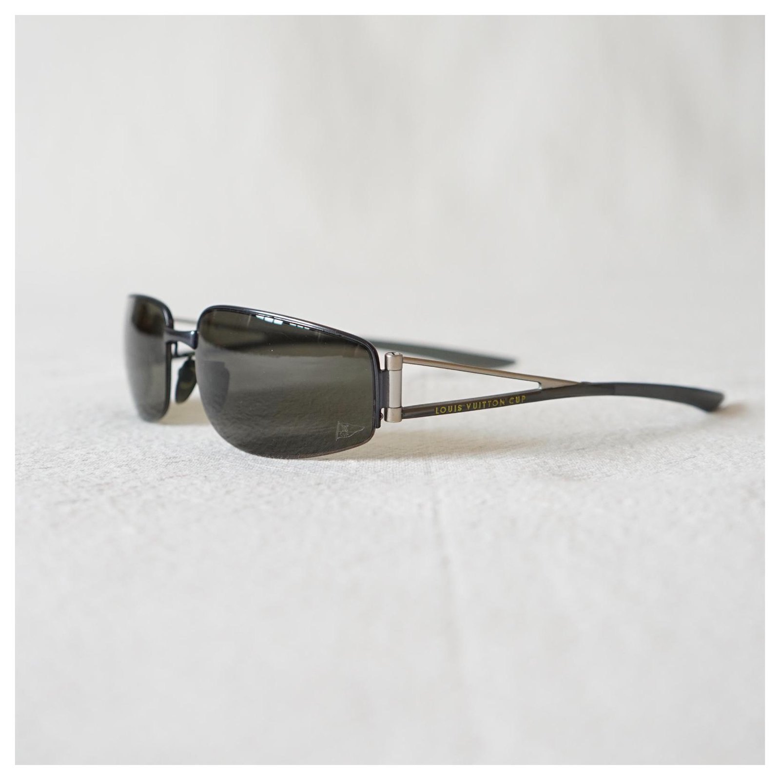 Louis Vuitton Sunglasses Metallic Metal ref.321021 - Joli Closet