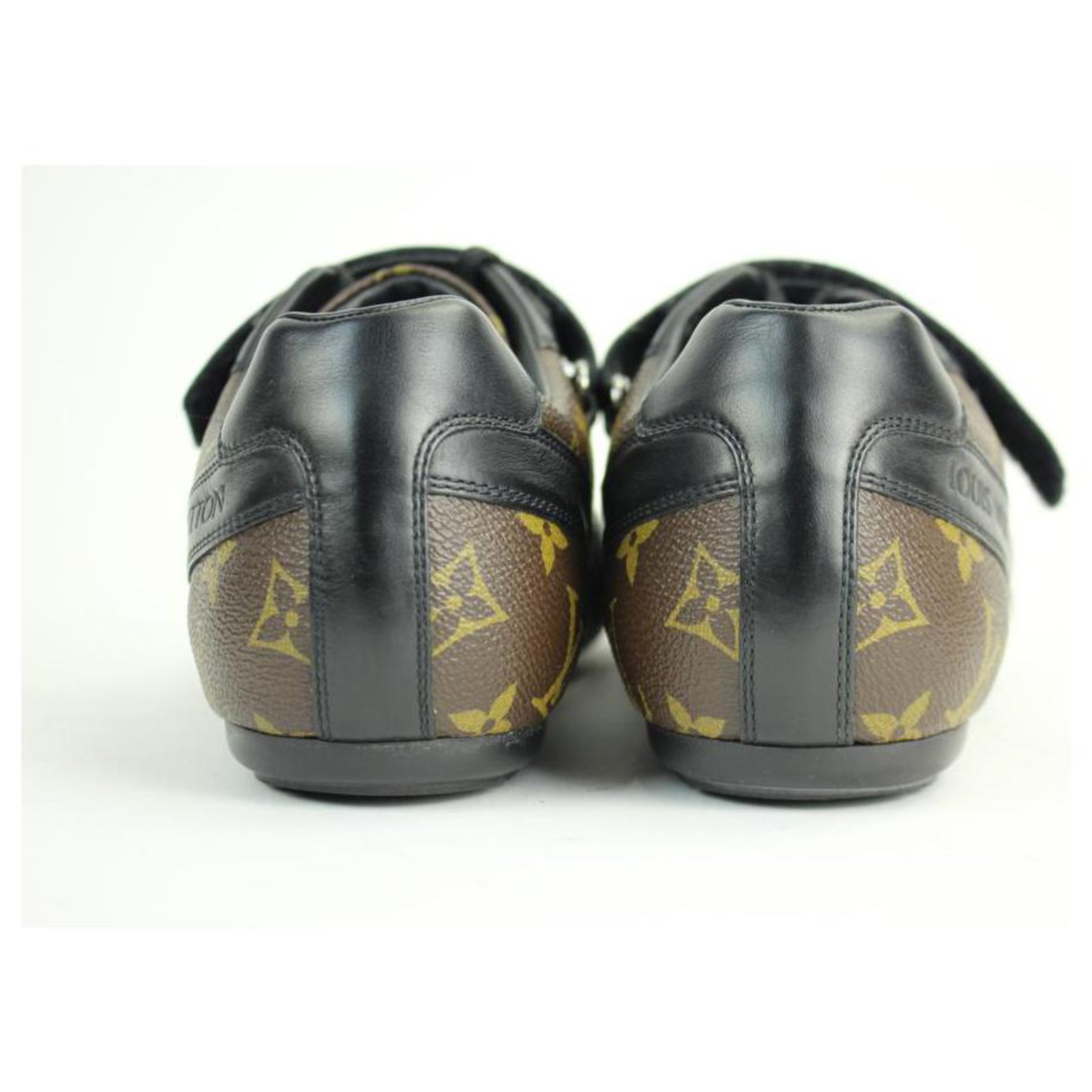 Louis Vuitton Rare Mens LV 7 US 8 Monogram Globe Trotter Sneaker 2LV628  Leather ref.322376 - Joli Closet