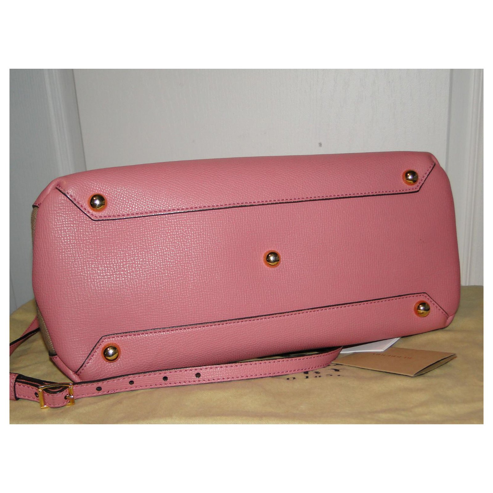 Burberry The Banner Medium Pink Bag Leather ref.322985 - Joli Closet