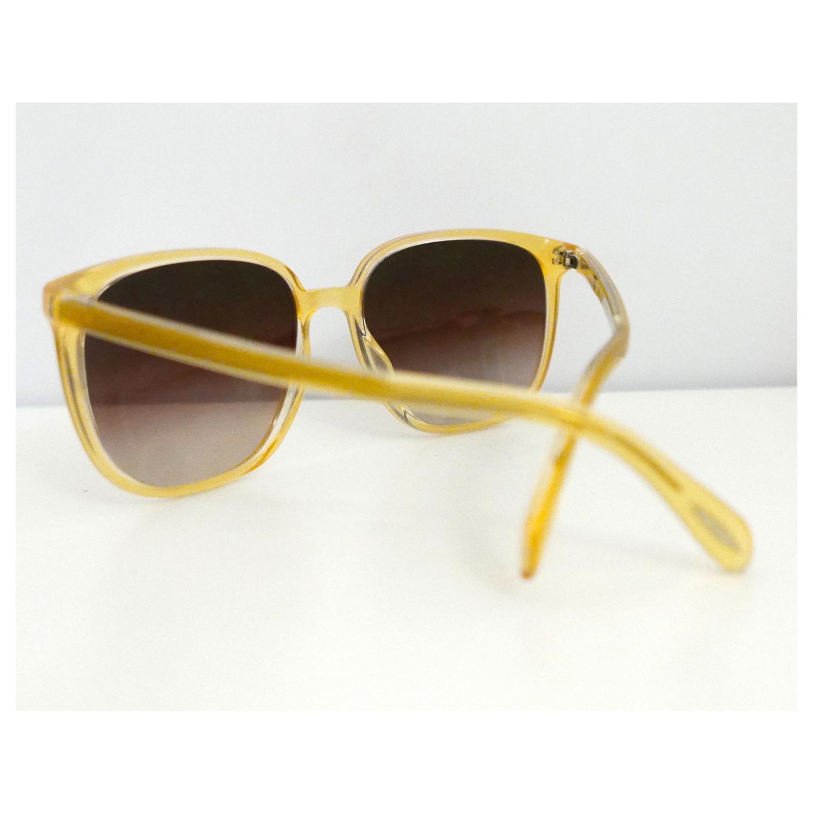 Oliver Peoples - EMELITA SUNGLASSES Oliver Peoples Emelita Square Sunglasses - Black Sunglasses  main image 4