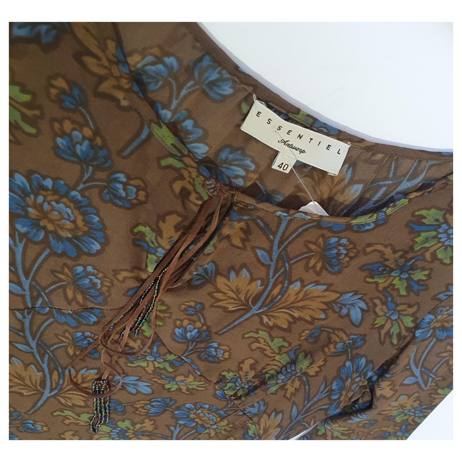Essentiel Antwerp Dresses Multiple colors Silk ref.323129 - Joli Closet