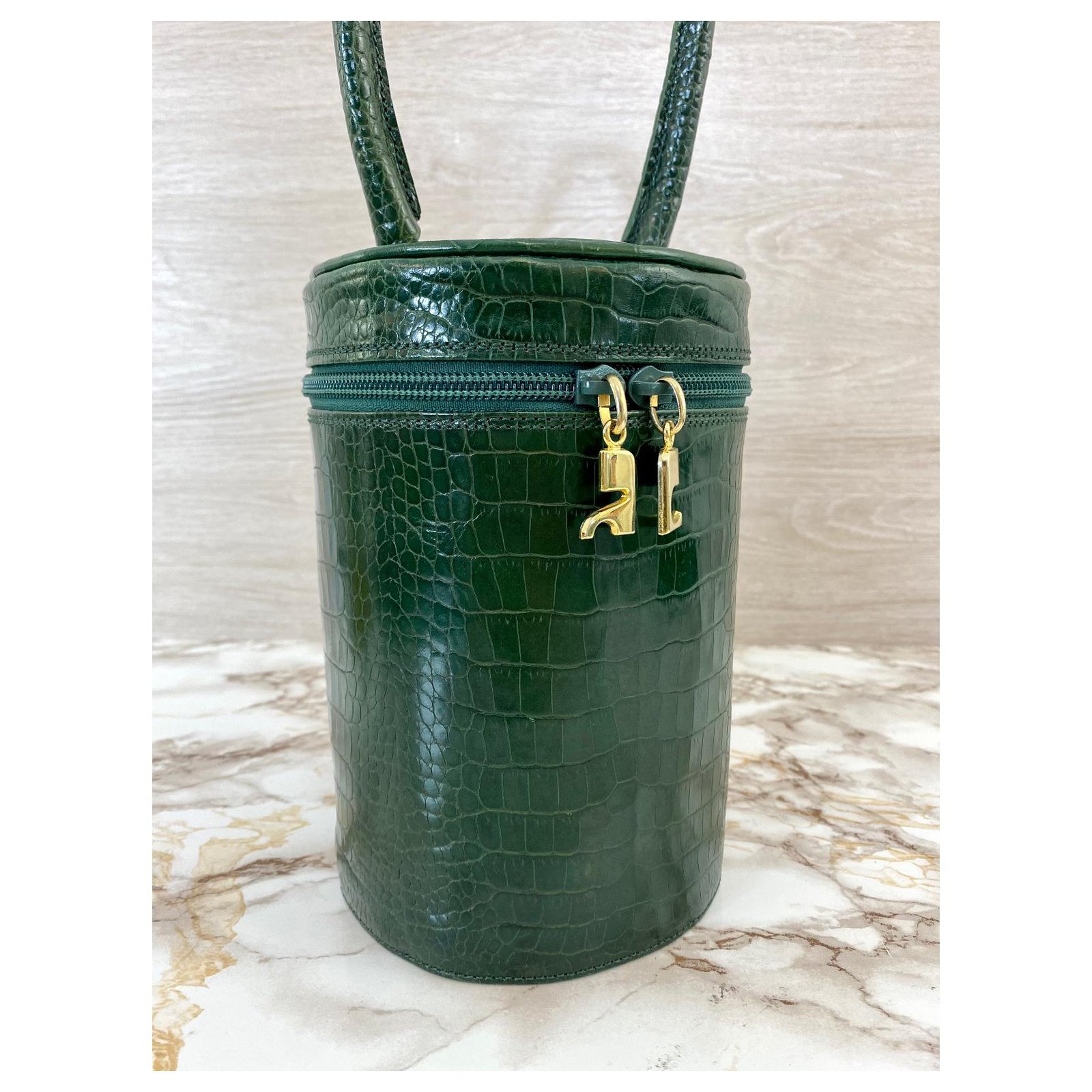 Courreges Superb vintage Courrèges Paris bag Dark green Leather ref.323179  - Joli Closet