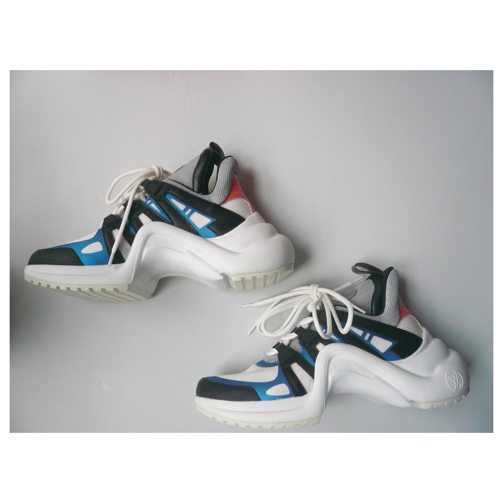 LOUIS VUITTON Sneaker LV ARCHLIGHT very good condition T38 It Multiple  colors Leather ref.323298 - Joli Closet