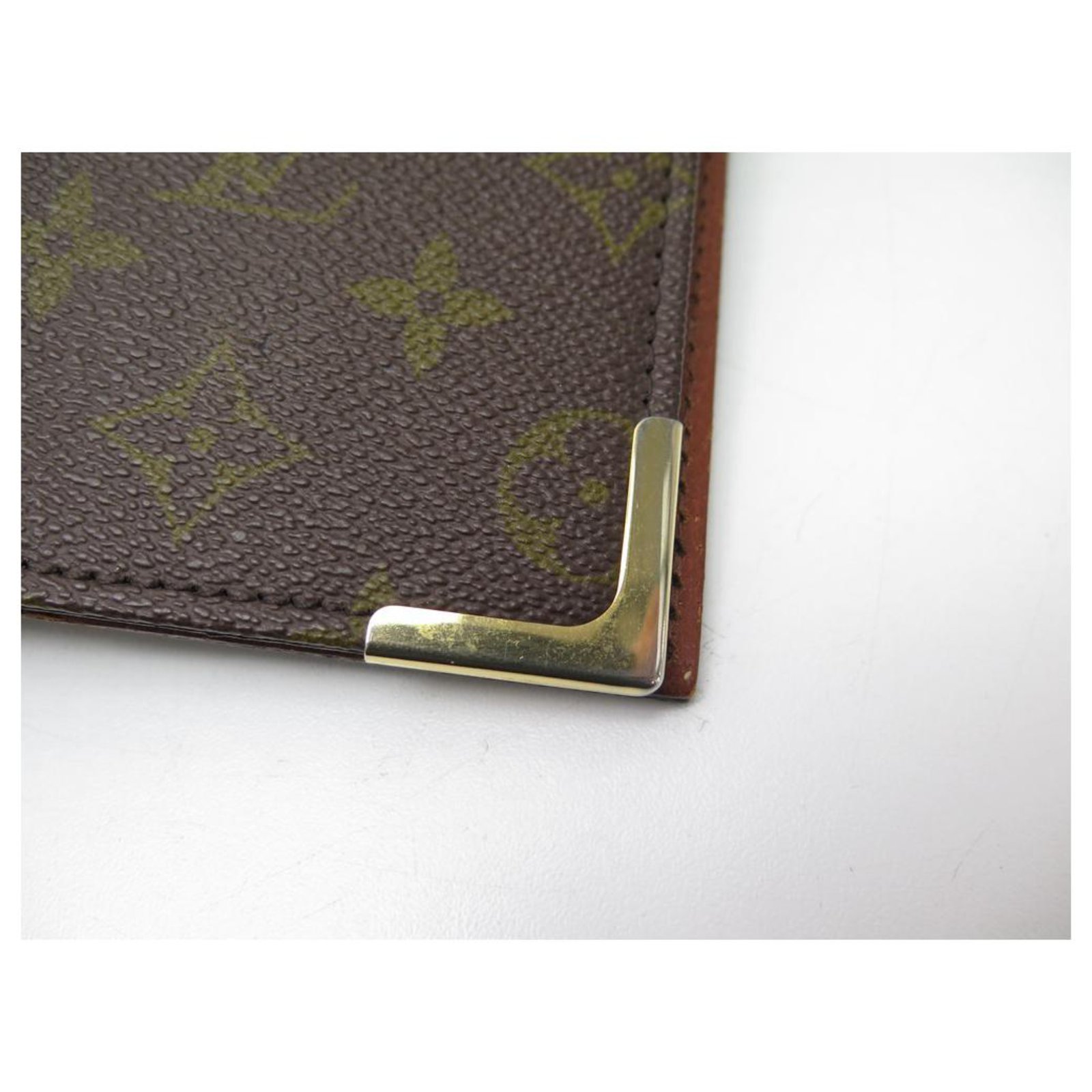 Louis Vuitton VINTAGE LOT VUITTON OFFICE AGENDA COVER + MONOGRAM PASSPORT  HOLDER Brown Cloth ref.328716 - Joli Closet