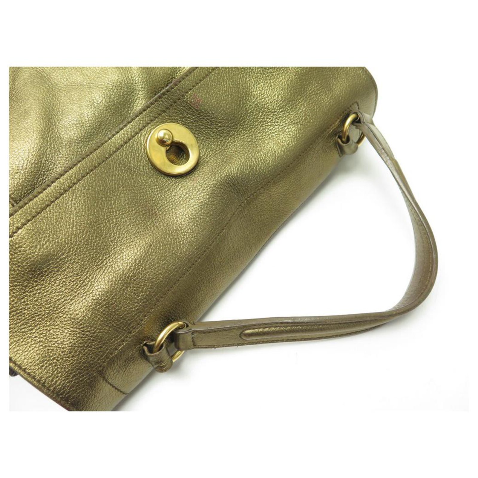 YVES SAINT LAURENT MUSE TWO GM HANDBAG 197148 GOLD LEATHER HANDBAG Golden  ref.328784 - Joli Closet