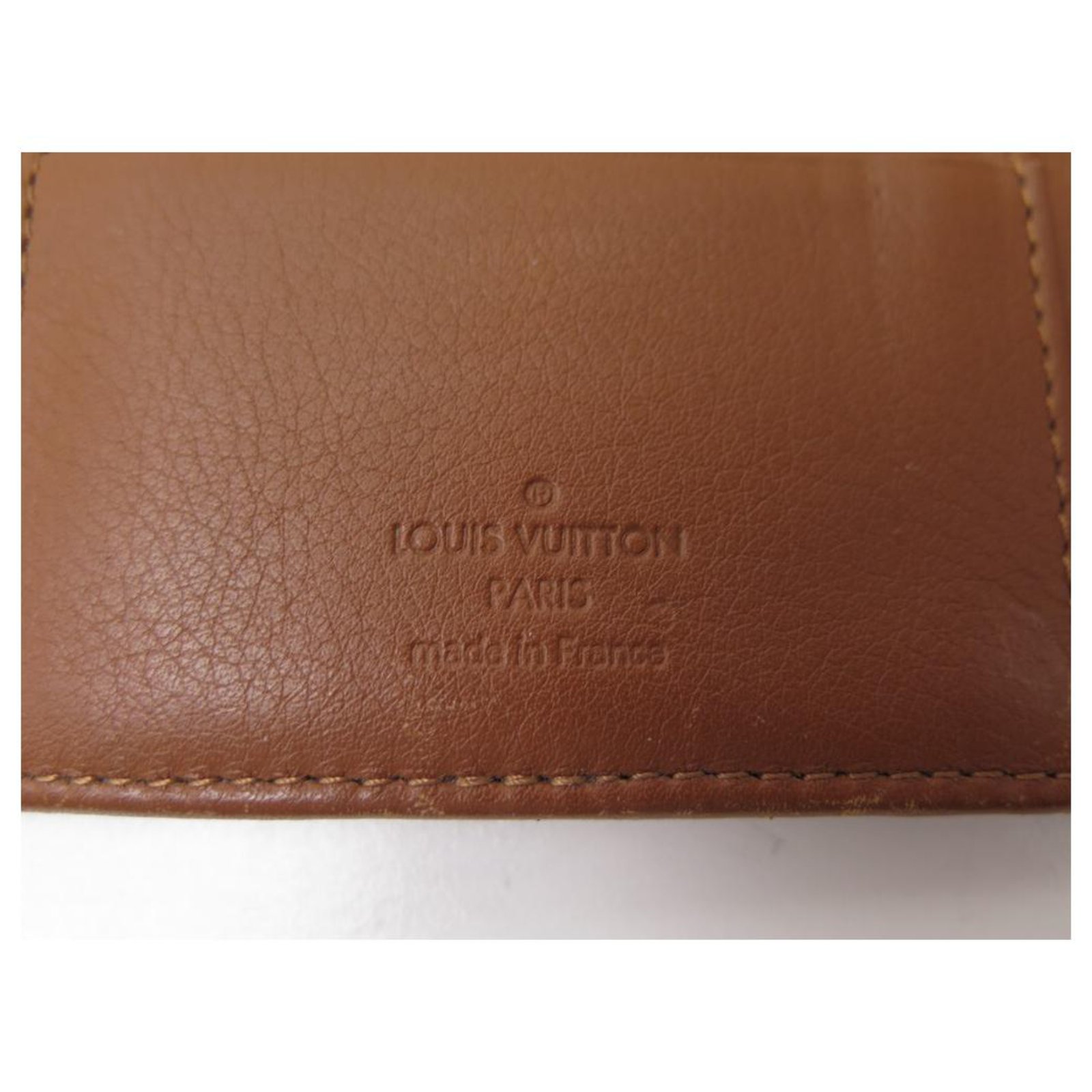 LOUIS VUITTON AMELIA WALLET IN MAHINA MONOGRAM LEATHER PERFORATED WALLET  Brown ref.329023 - Joli Closet