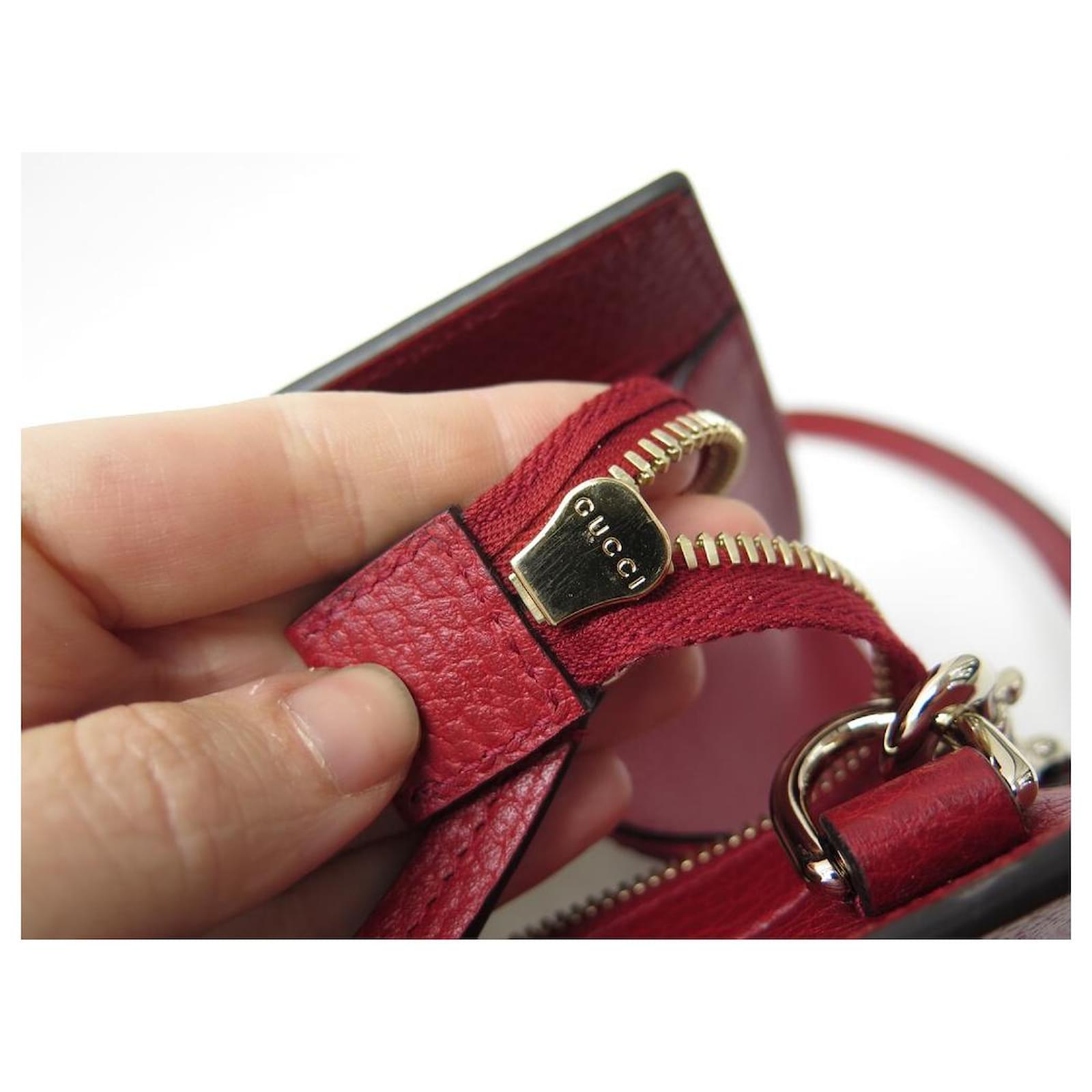 NEW GUCCI SOHO HANDBAG 607722 RED LEATHER BANDOULIERE BOX