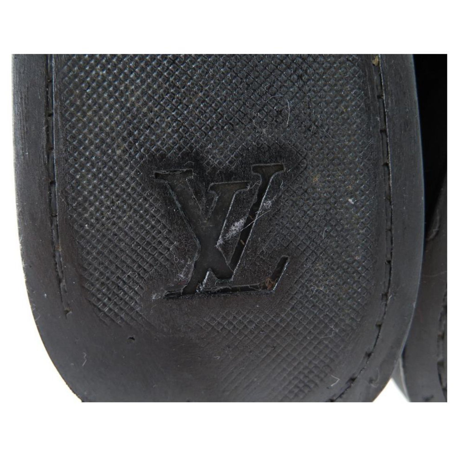 ✨良品✨LOUIS VUITTON M60652 ブラック CA3174 レザー