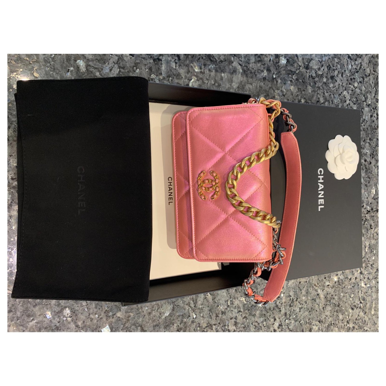Chanel Pre-Owned - 2019 Icons Wallet-on-chain Bag - Women - Calf Leather - One Size - Pink