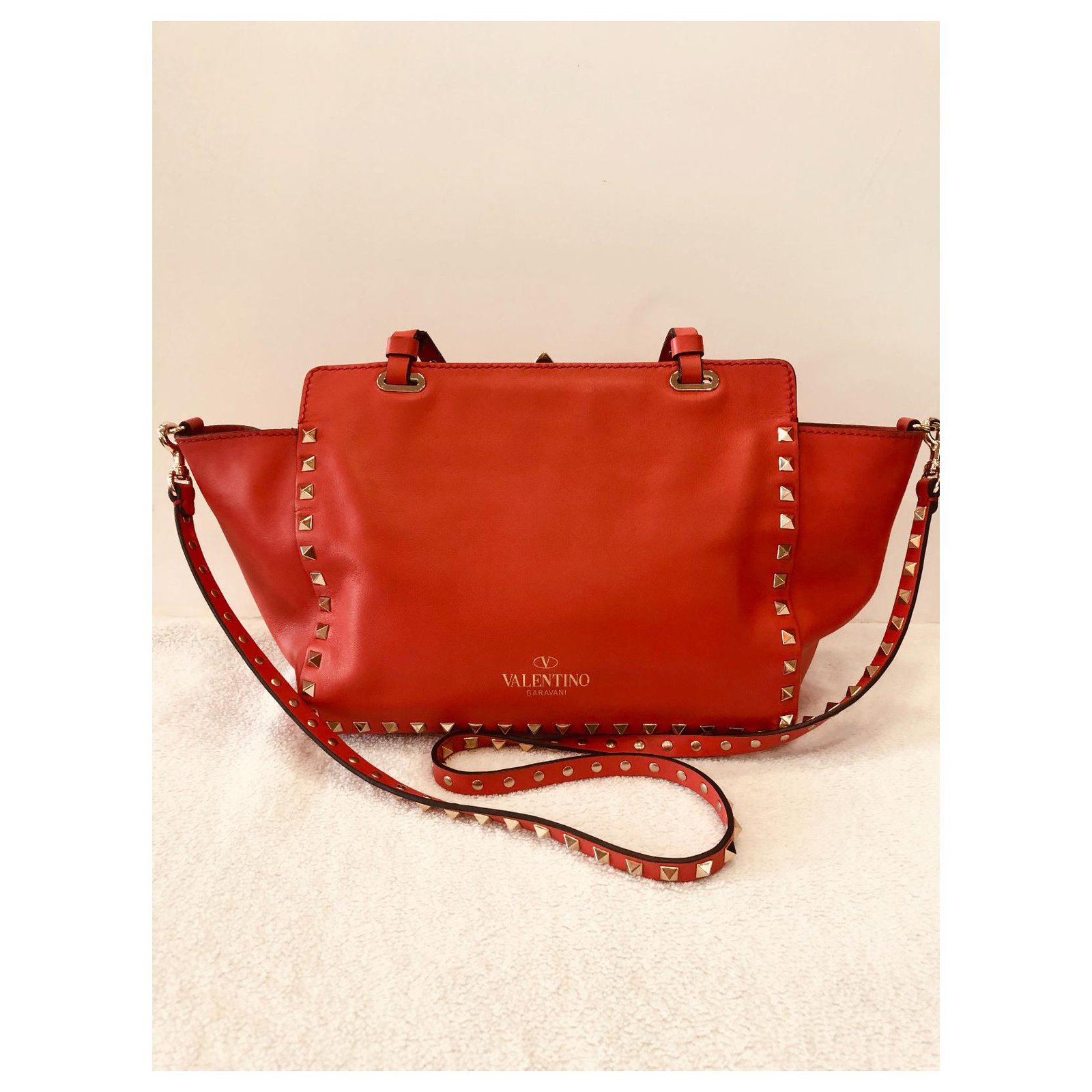 Valentino Garavani Rockstud Red Leather ref.330494 - Joli Closet