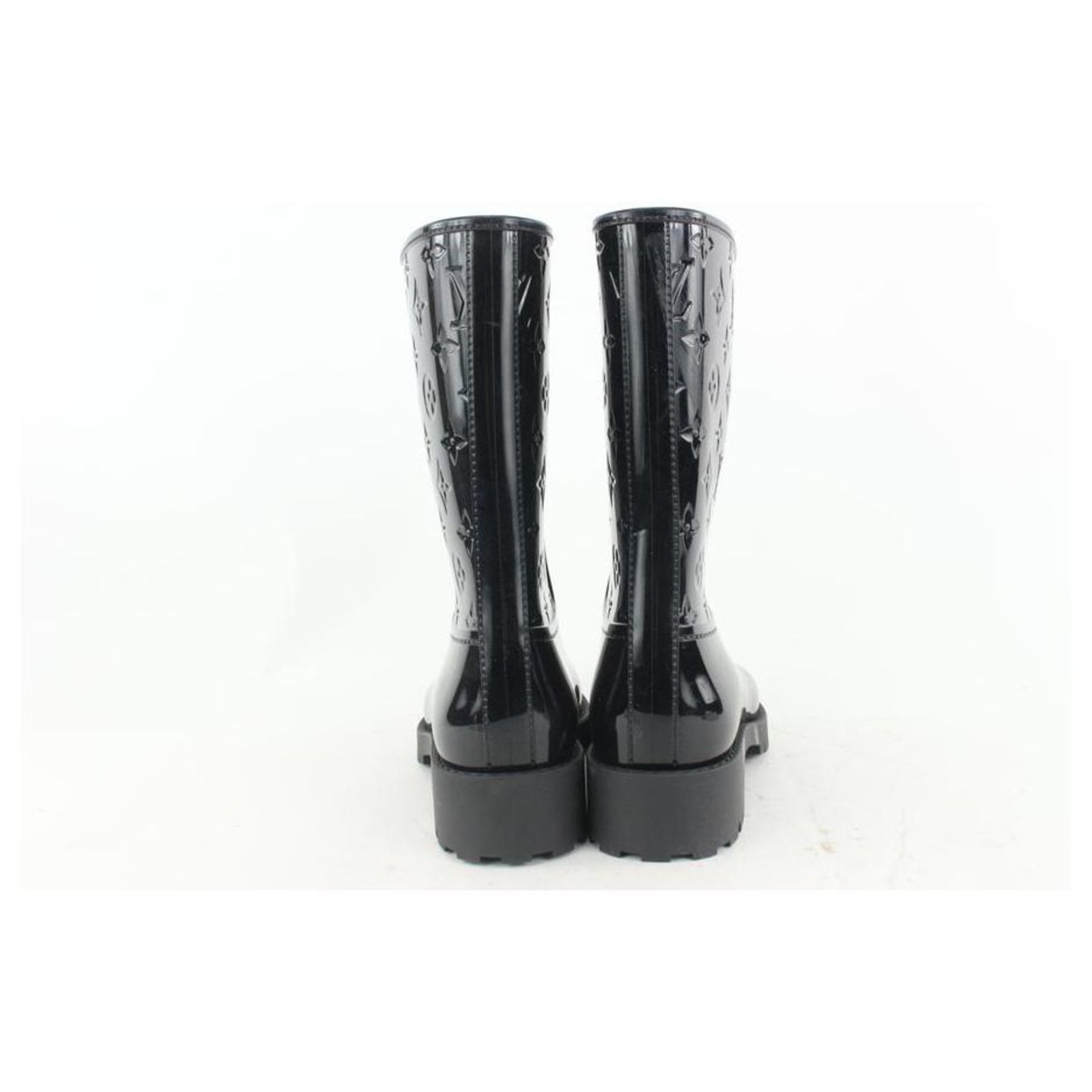 Louis Vuitton Size 39 Black Drops Flat Half Boot Rain Leather Rubber  ref.330772 - Joli Closet