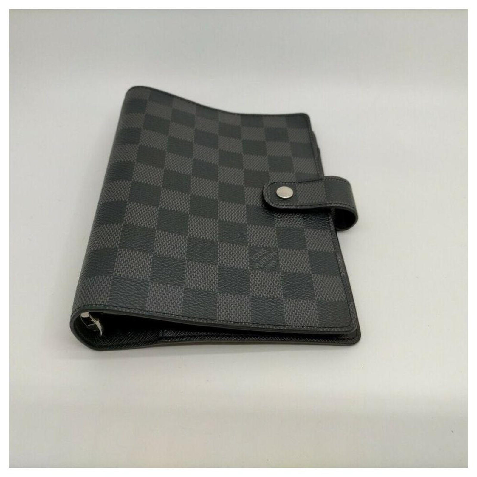 Louis Vuitton Damier Graphite Agenda MM Notebook Cover In Excellent  Condition.