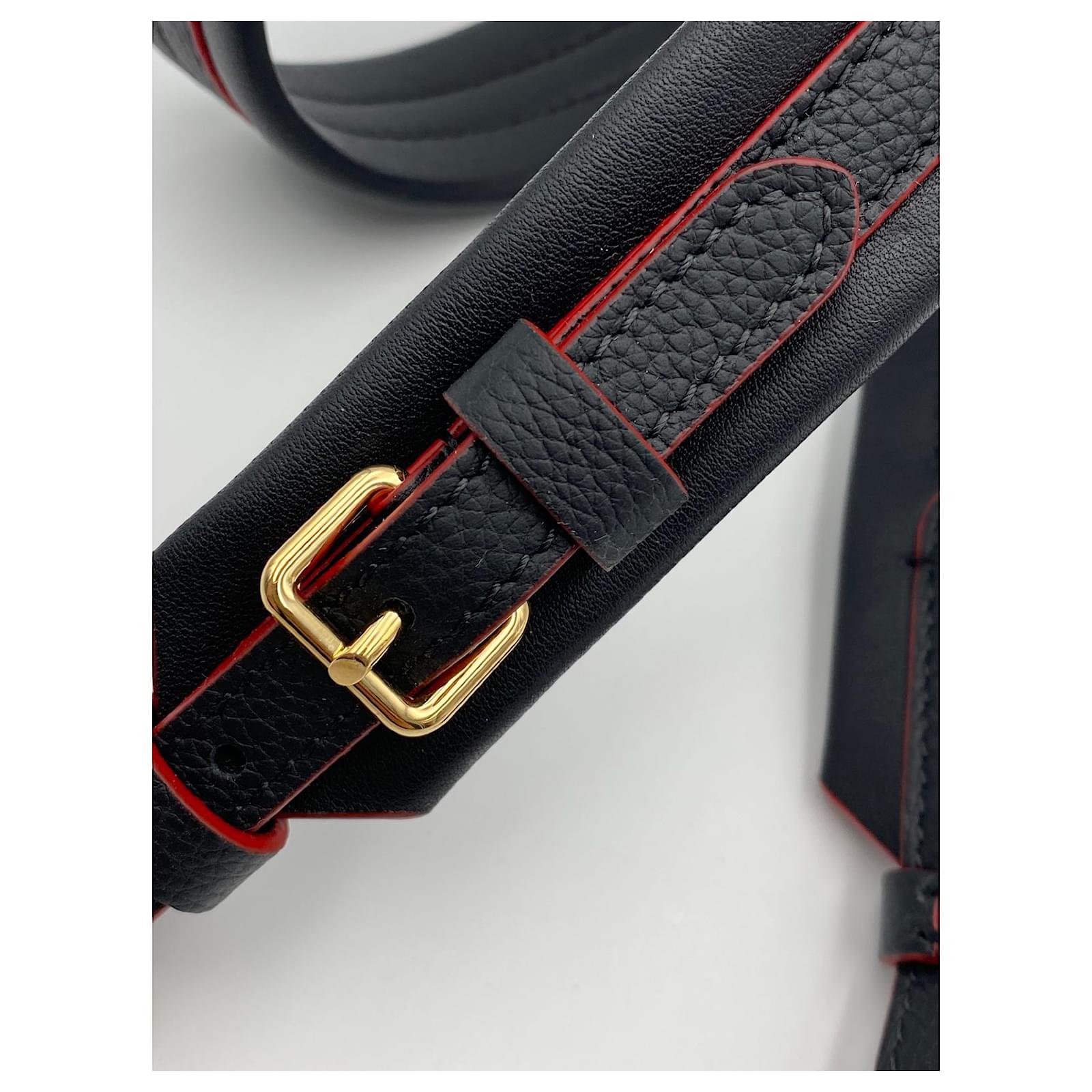 Louis Vuitton removable shoulder strap in black leather Red Golden  ref.333509 - Joli Closet