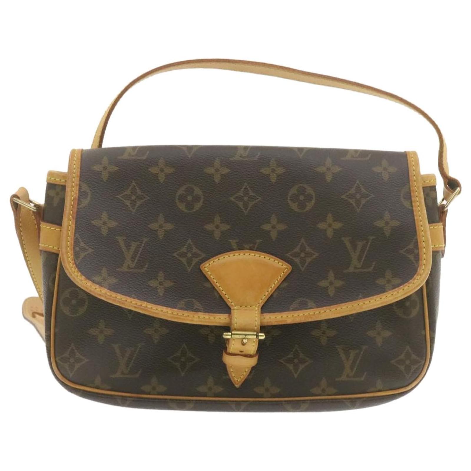 LOUIS VUITTON Monogram Sologne Shoulder Bag M42250 LV Auth gt885 Cloth  ref.335042 - Joli Closet