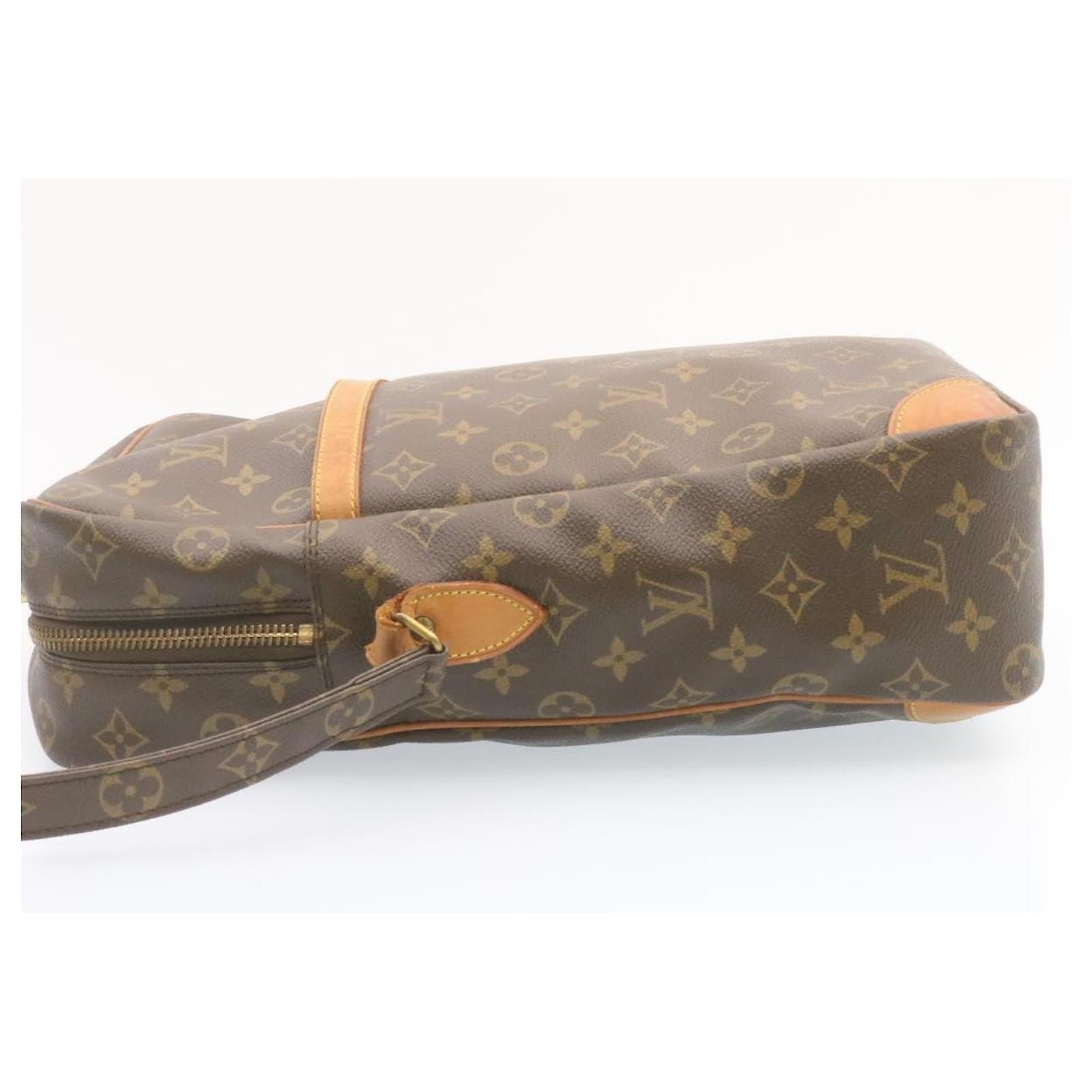 LOUIS VUITTON Louis Vuitton Danube GM Monogram M45262 Shoulder Bag