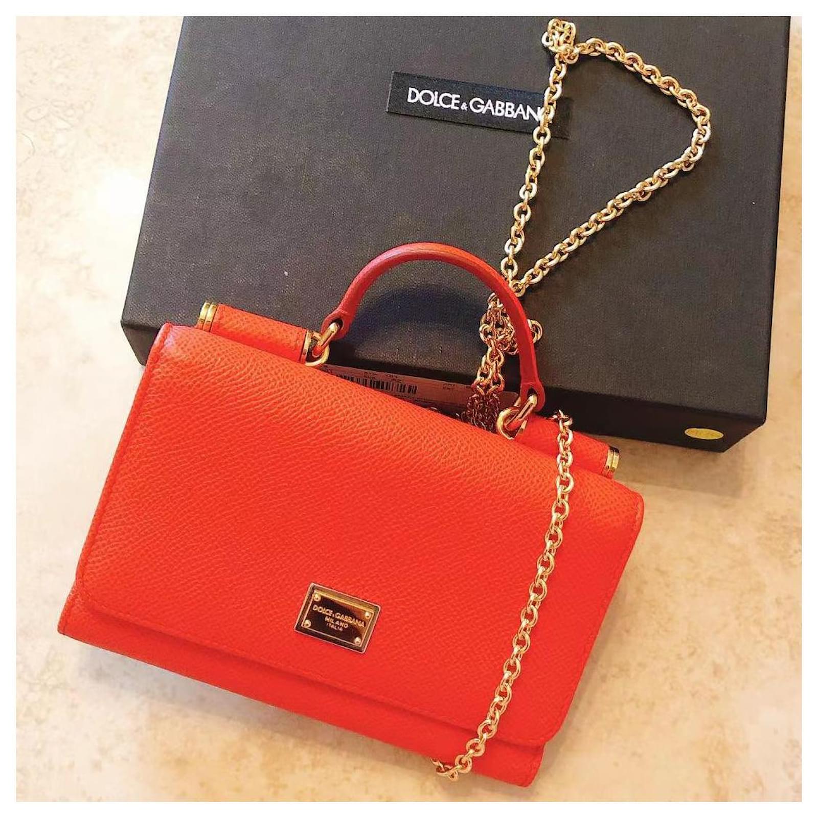 Dolce & Gabbana Miss Sicily Wallet on Chain Red Leather ref.337490 - Joli  Closet
