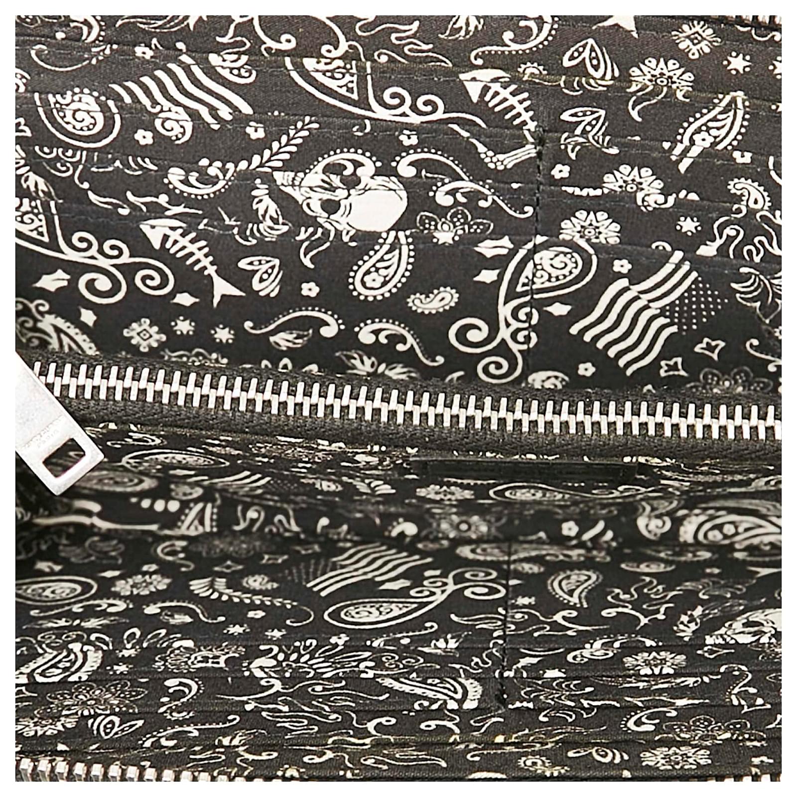 Yves Saint Laurent Leather zip around wallet 328558 Black Pony-style  calfskin ref.942356 - Joli Closet
