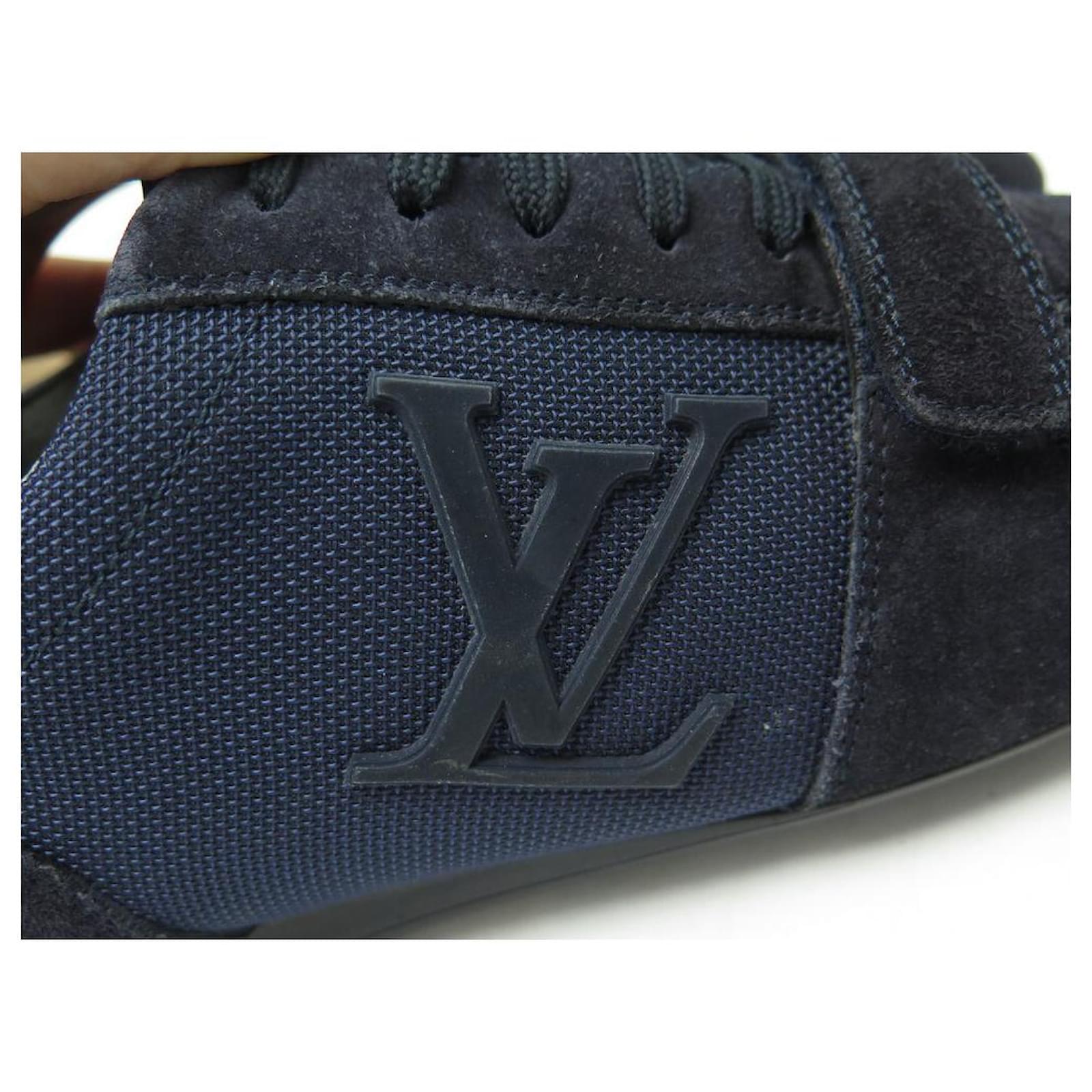 Louis Vuitton Sneakers Blue Leather ref.1007885 - Joli Closet