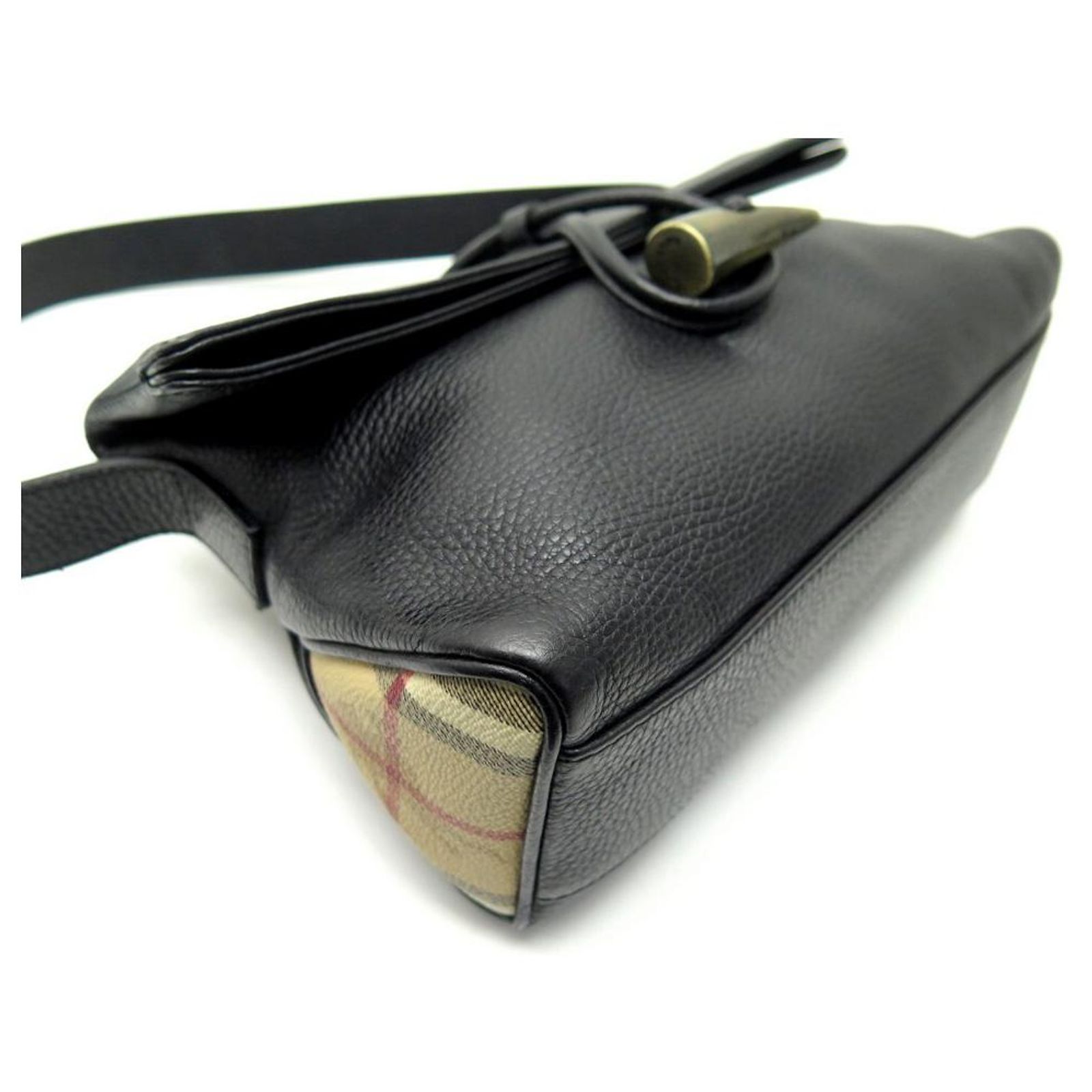 NEW BURBERRY HAYMARKET HORN TOGGLE HANDBAG IN BLACK SEED LEATHER 